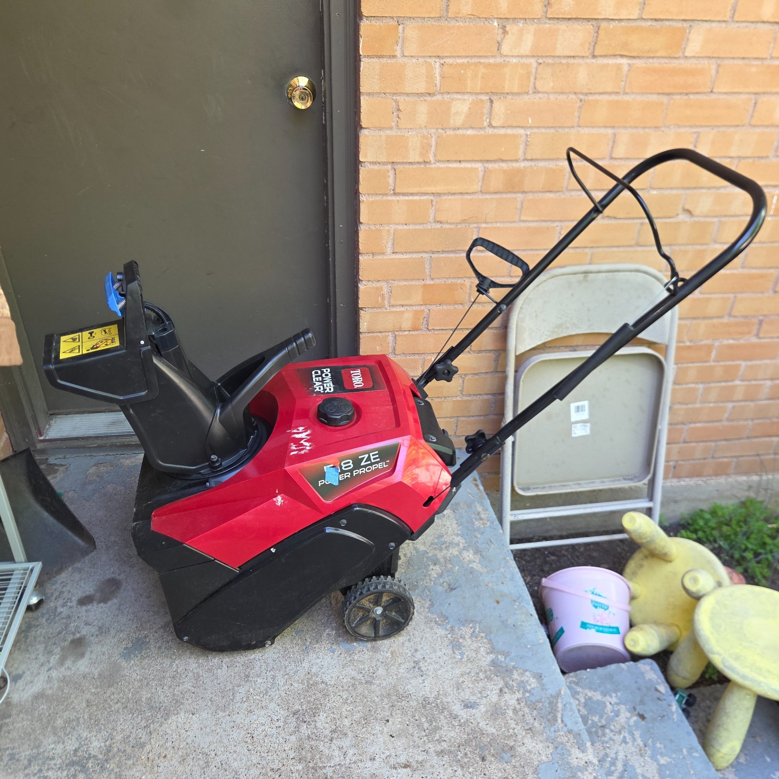 TORO 18 in. (46 cm) Power Clear 518 ZE Electric Start Gas Snowblower 99cc Engine