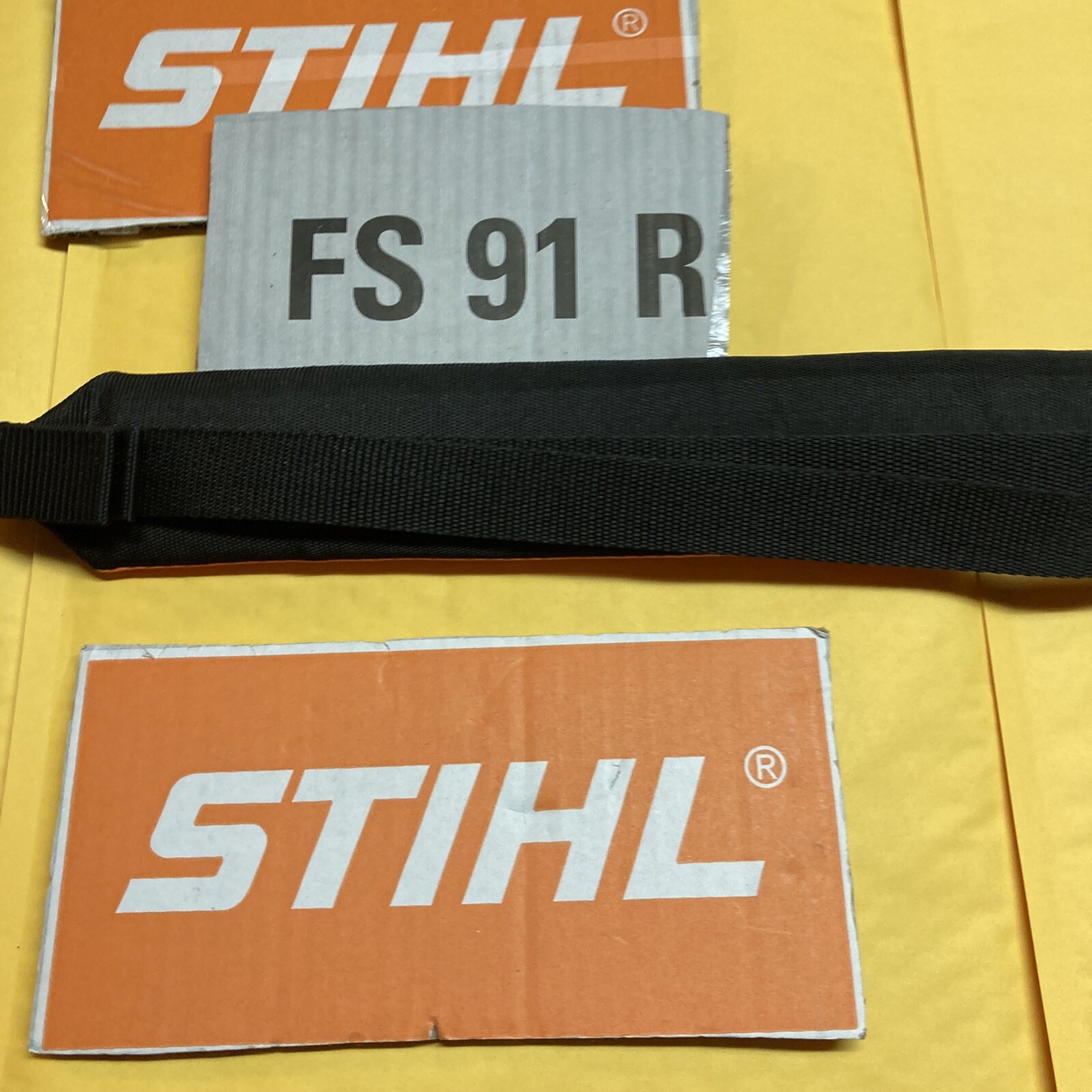 NEW Genuine OEM STIHL FS91 R Trimmer Padded Shoulder Strap And Mount Fit 1” Tube