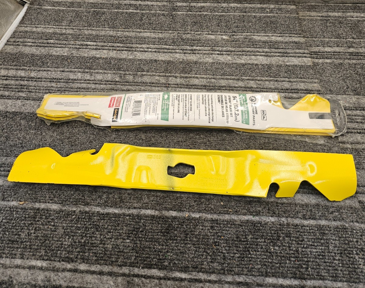 (QTY 3) MTD 490-110-F205 Xtreme Blade For 54″ Deck RZT Mowers Tractors