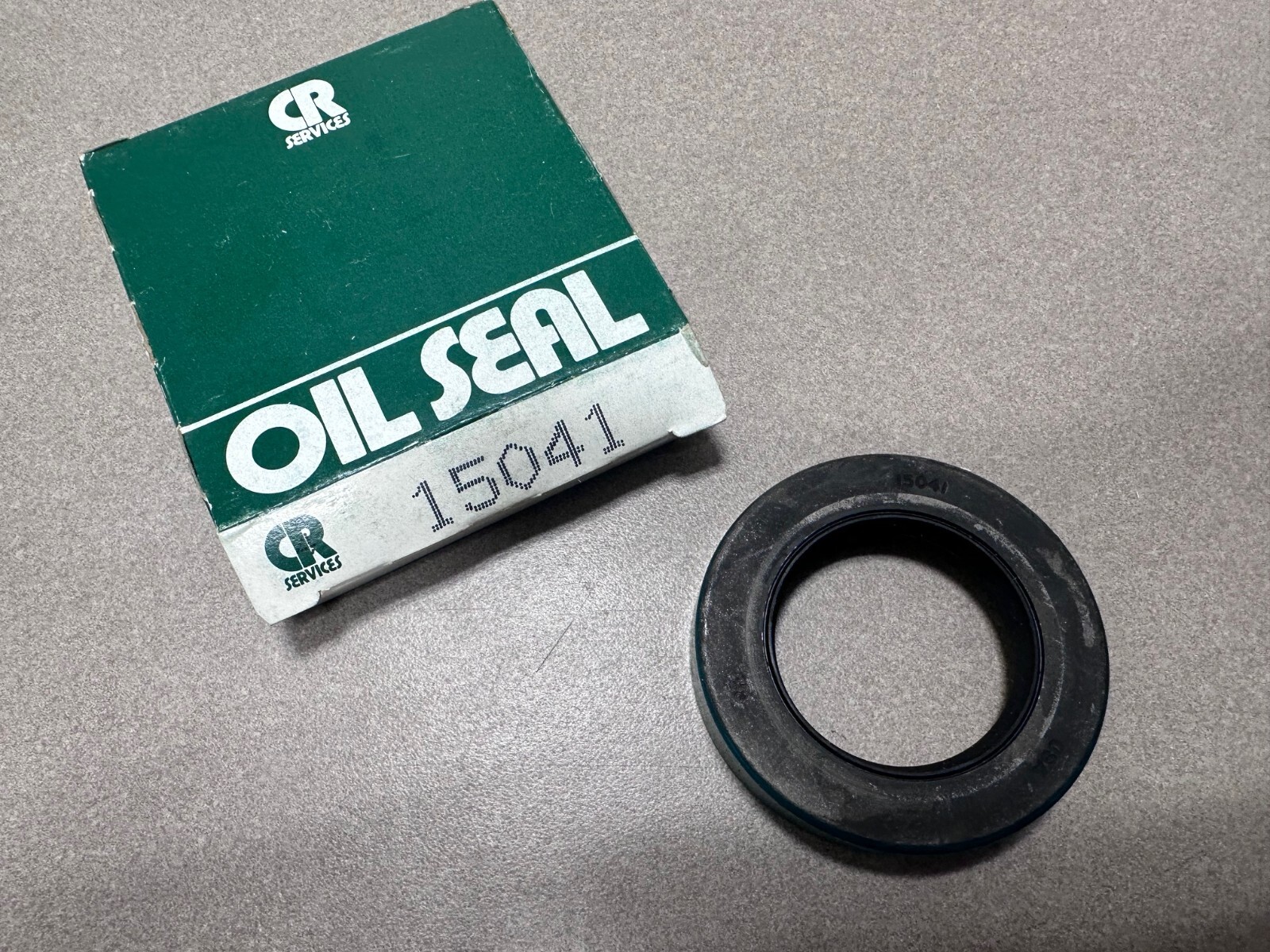 CR 15041 Oil Grease Seal Chicago Rawhide