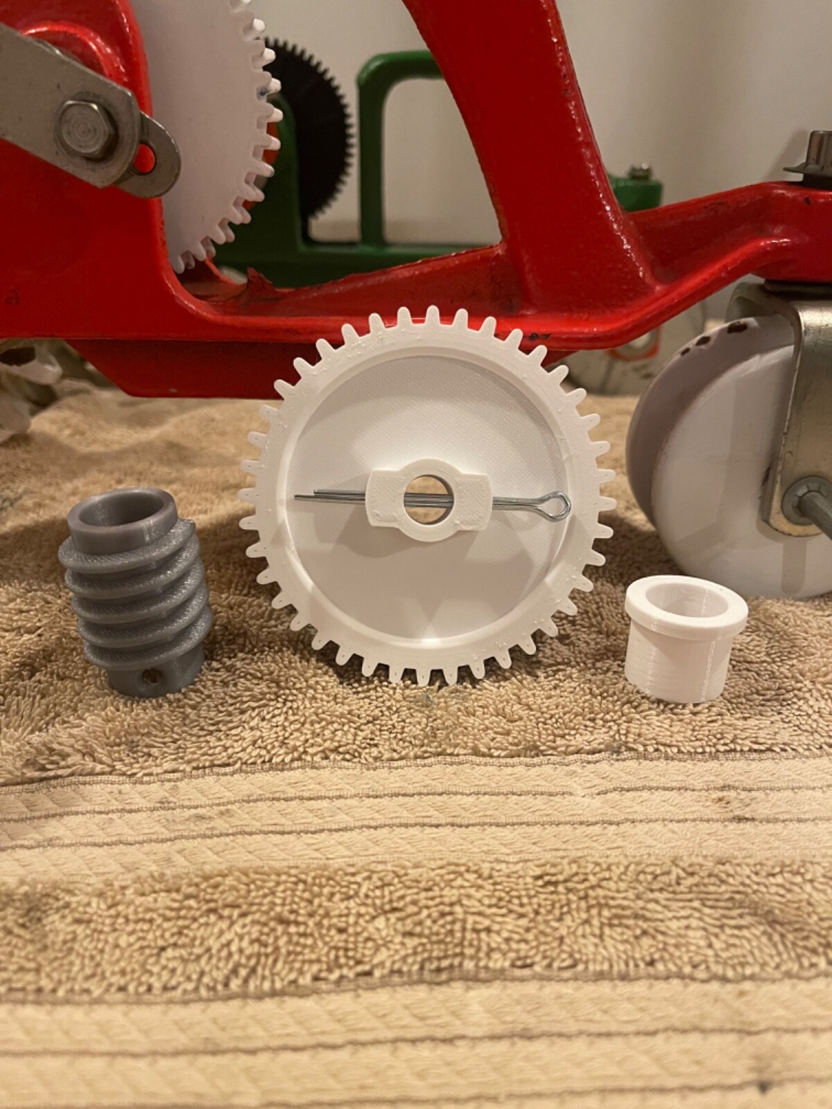 Thompson Sears Tractor Lawn Sprinkler Gear Set and Top Bushing – 3D Printed
