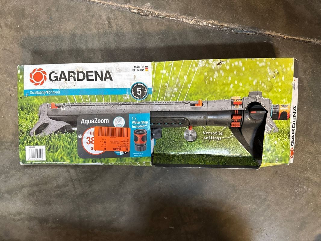 GARDENA 3-Adjustment 3800 Sq. Ft. Aquazoom Oscillating Sprinkler for Even Flow