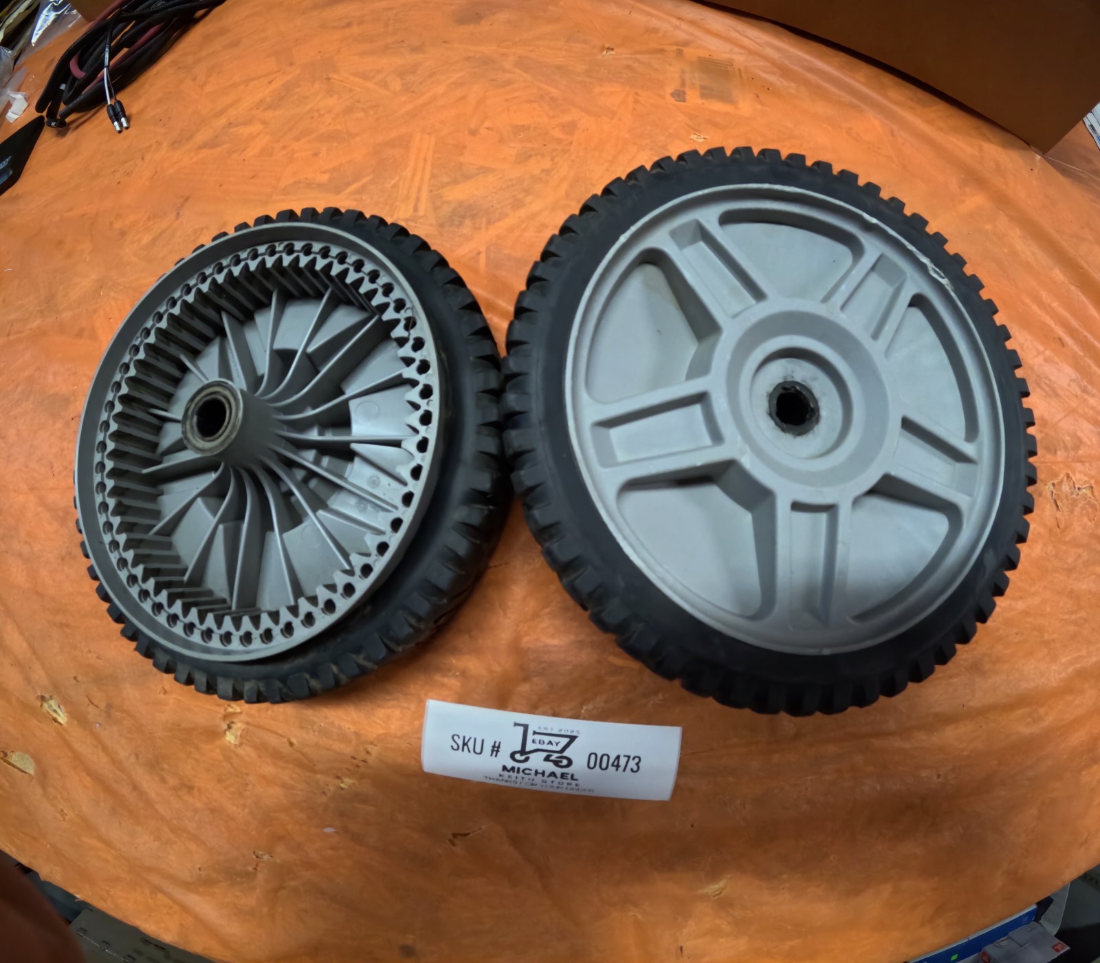 Snapper M# SP55 / 96144001200 Frontwheel AssY. (2Pc) P# 581 00 92-02 / 581009202