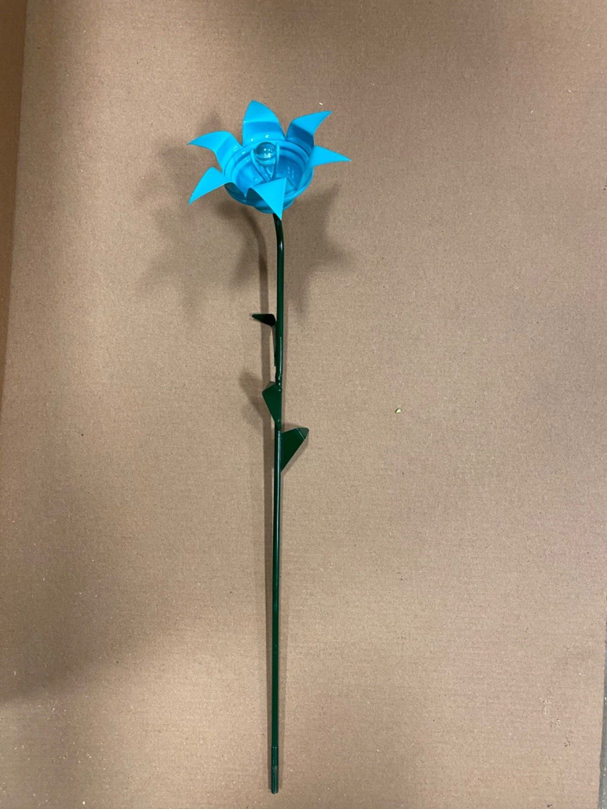 All steel Blue rose flower home garden stake yard art lawn 22″ tall with jewel