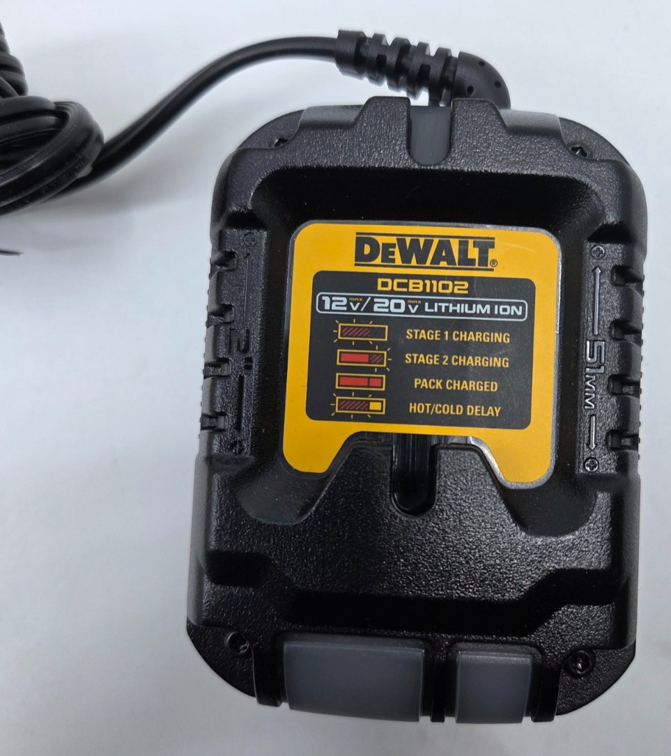 Dewalt DCPR320 20V MAX Pruner Kit