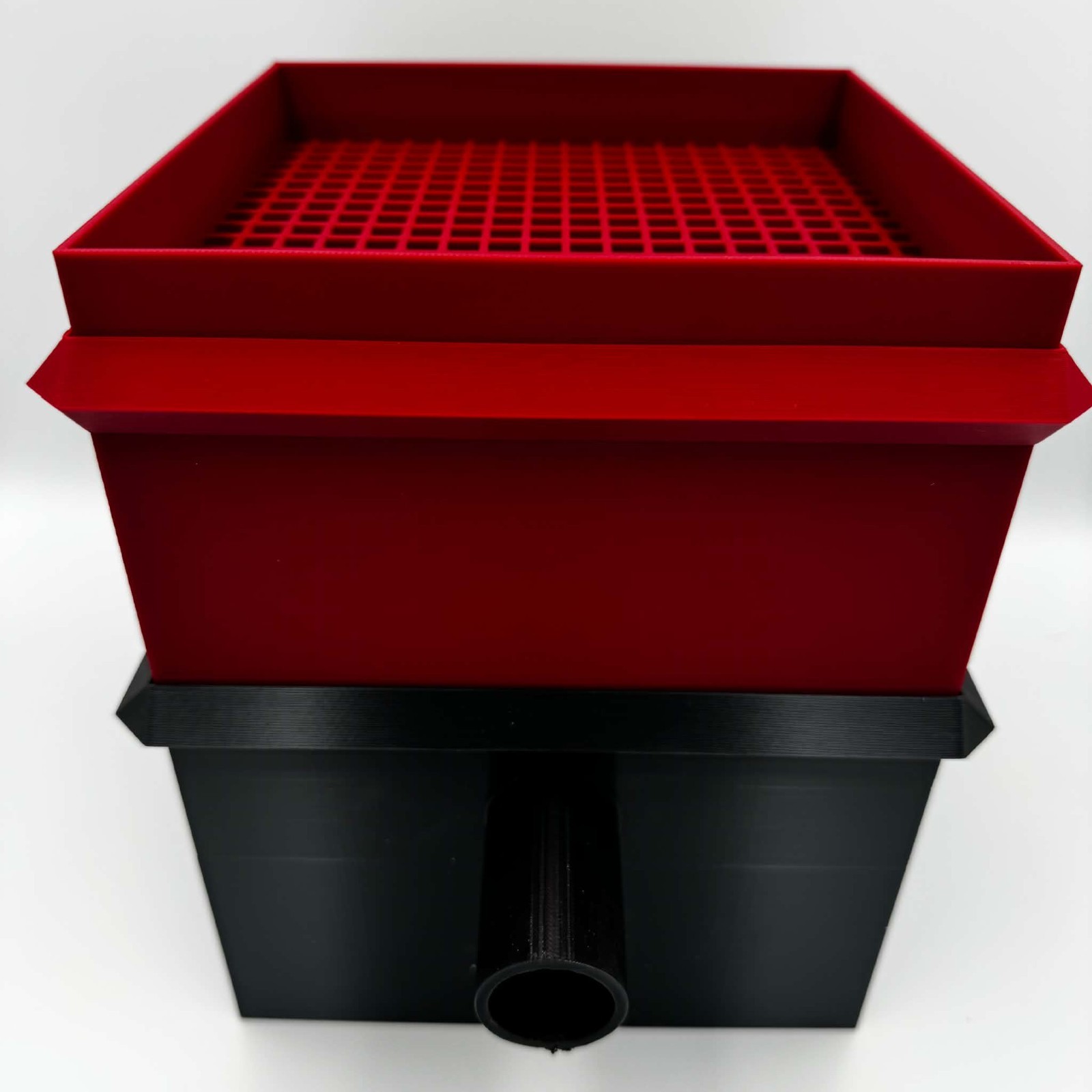 Red/Black Pond Filter Box Dual Filtration w/ Media Tray Waterfall Outlet