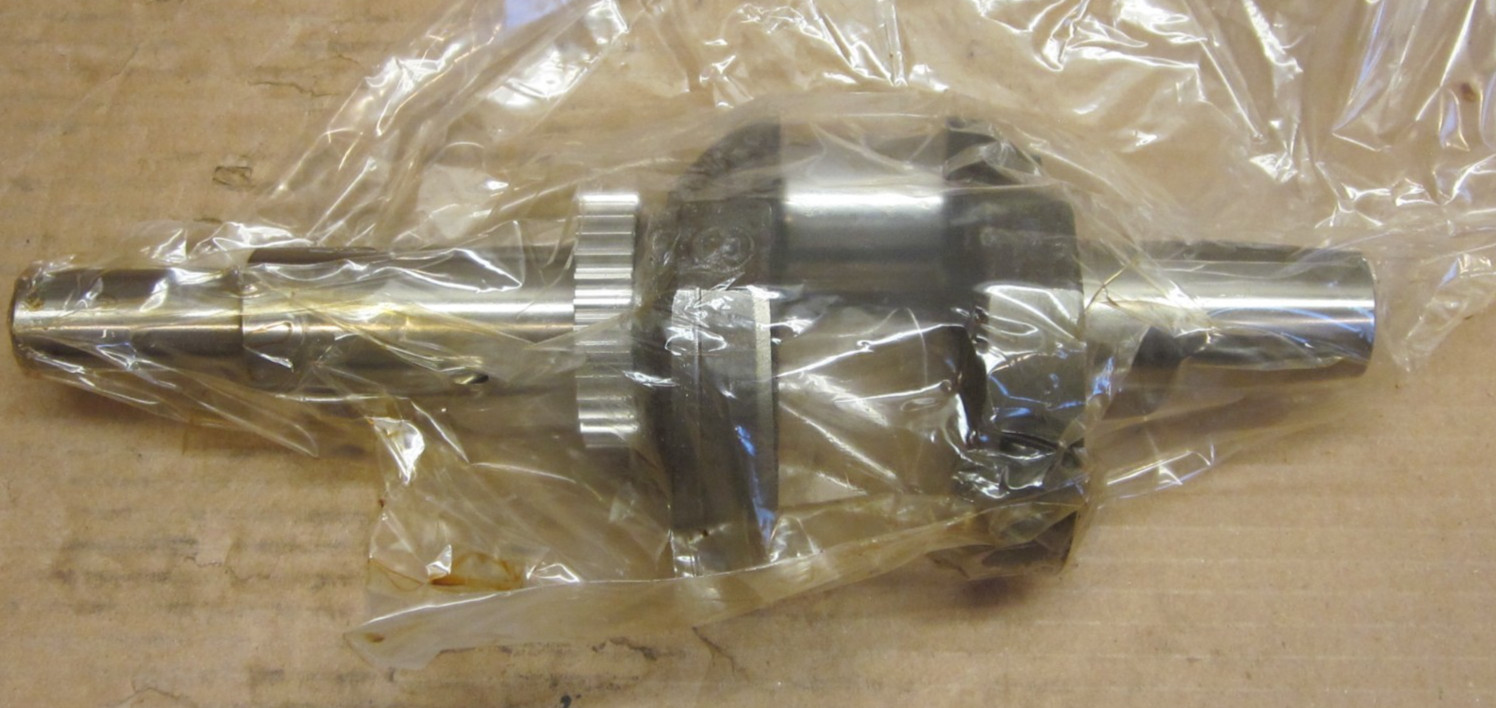 New Kawasaki Crankshaft 13031-7040 for FH541V and VH580V-1″ x 2″ output shaft