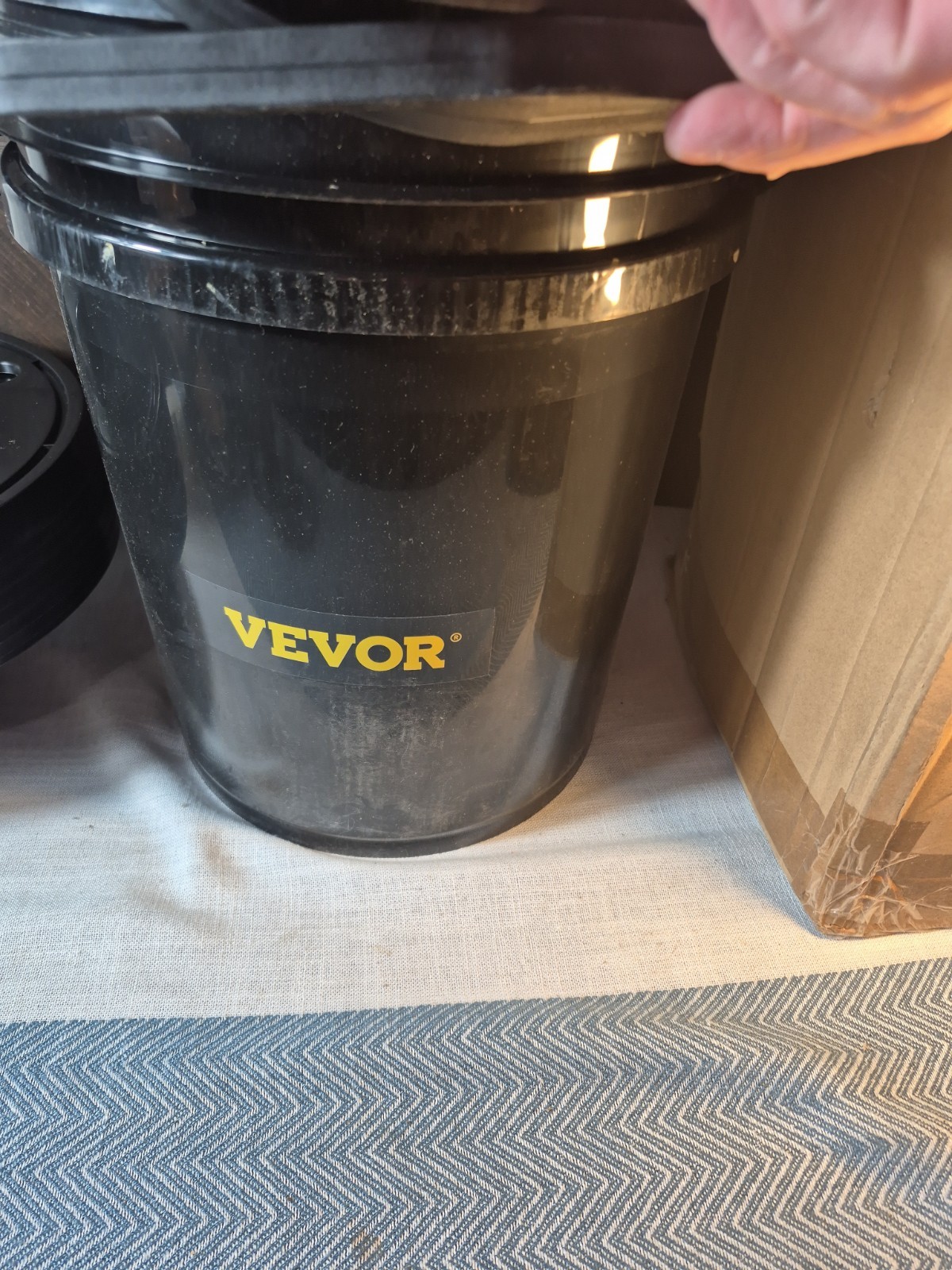 VEVOR Hydroponics Deep Water Culture DWC Hydroponic System 5 Gallon 8 Buckets
