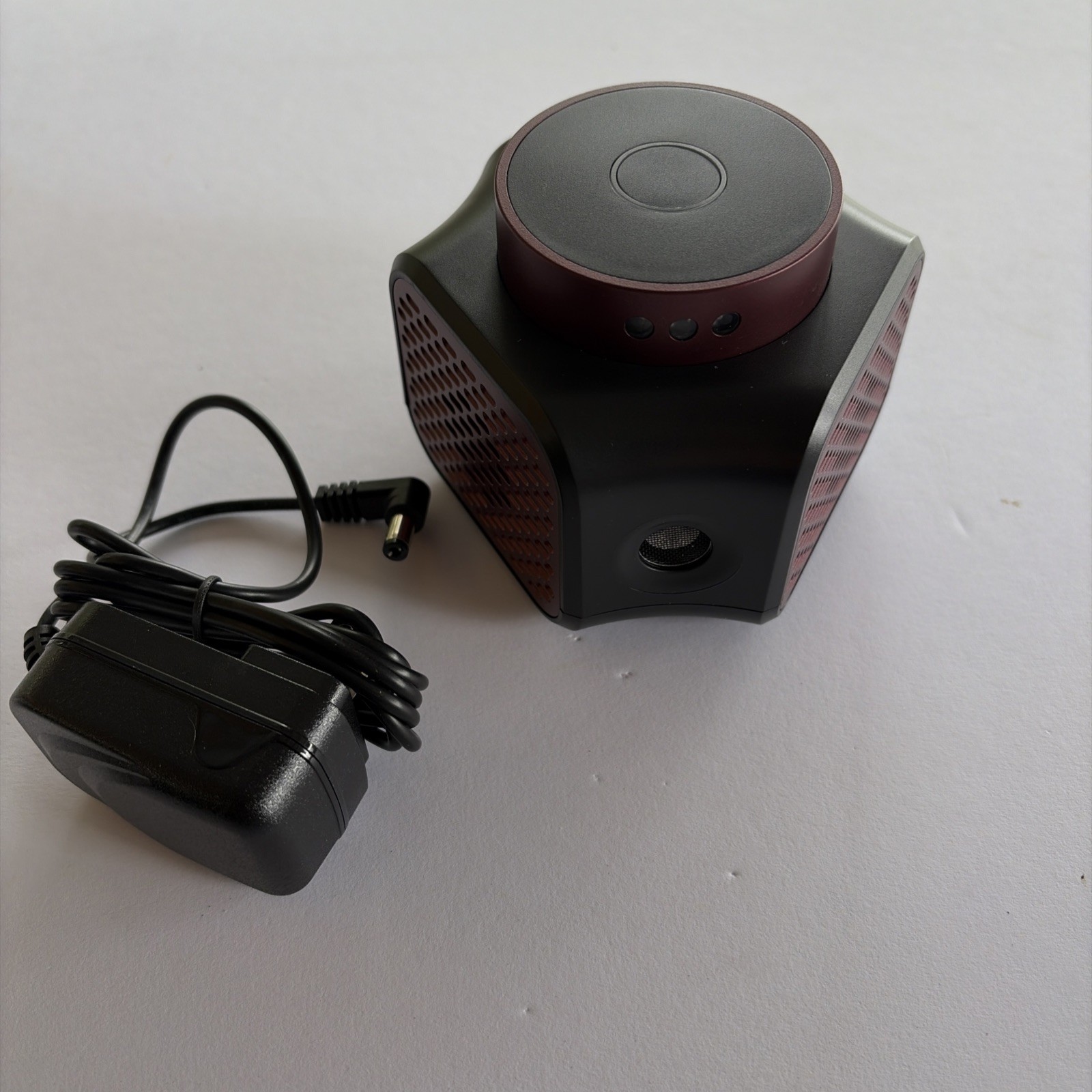 Ultrasonic Plug-In Pest Repeller Electric Indoor 4 in 1 Strobe Lights squirrel
