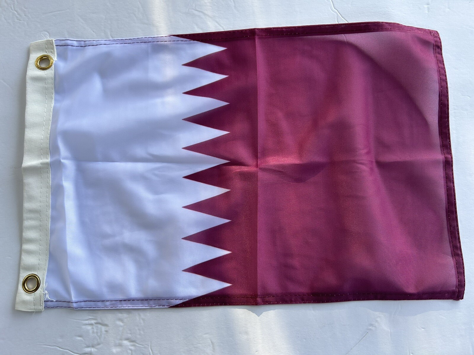 12 x 18 12 x 18 inches Qatar Flag Z26
