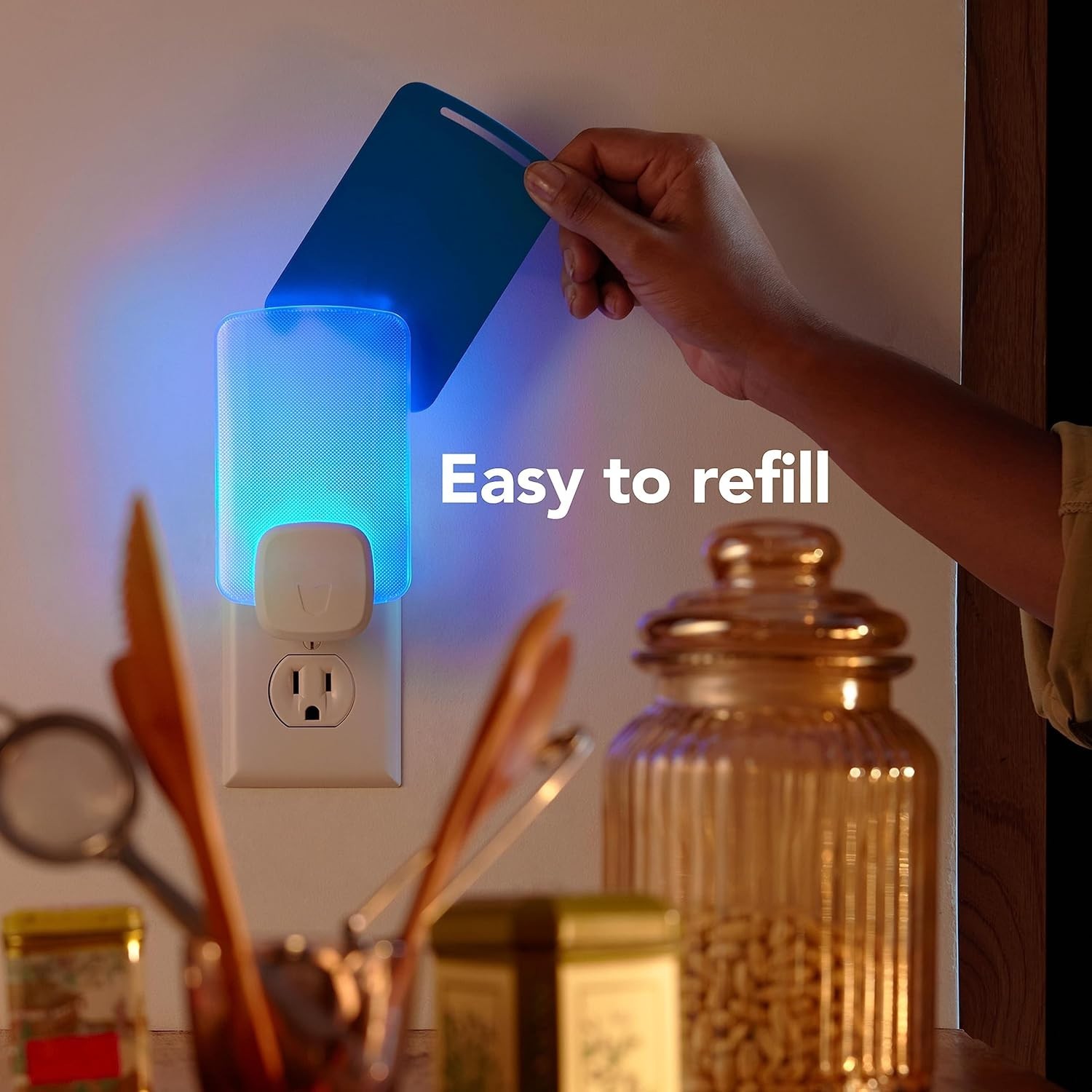 Raid Essentials 2-Pack Insect Trap Refills – Safe, Chemical-Free Light Solution