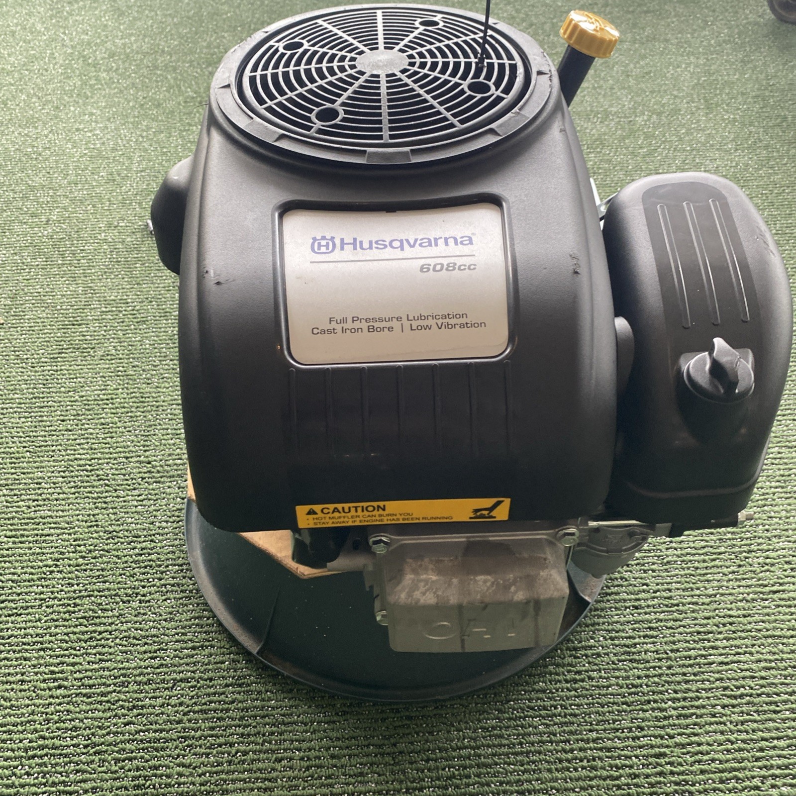 Husqvarna Single Cylinder Engine 608CC 19HP 1″ X 3-5/32″ Shaft 15 Amp Alt -SR