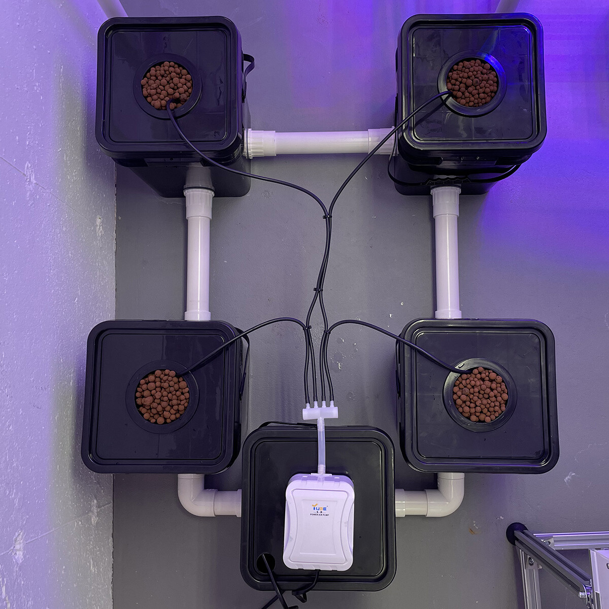 Recirculating Deep Water Culture (RDWC) Hydroponic Grow Kit System