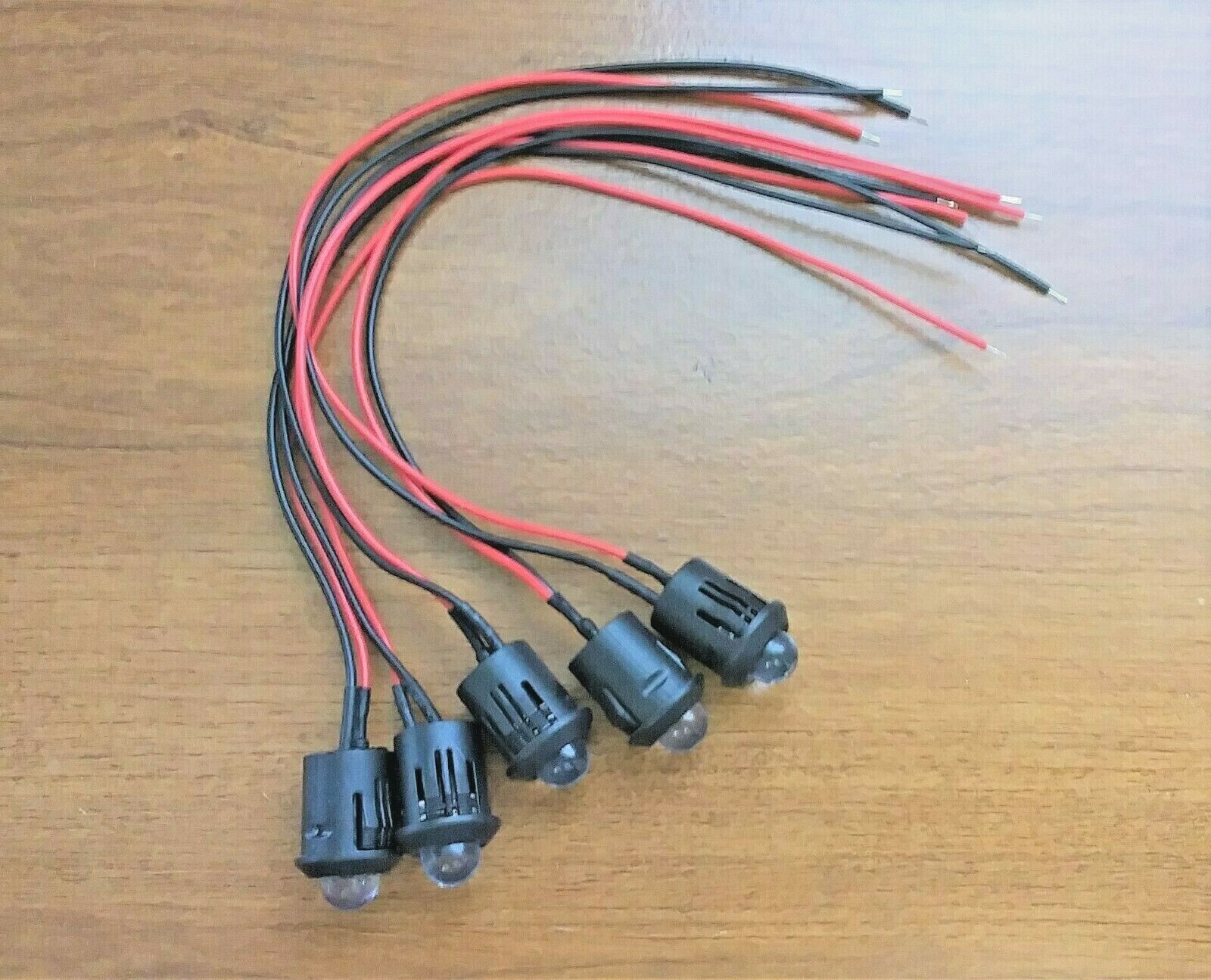 5 Super Bright BBT 12 volt Amber LED 1/2″ Snap In Lnadscape Courtesy Lights