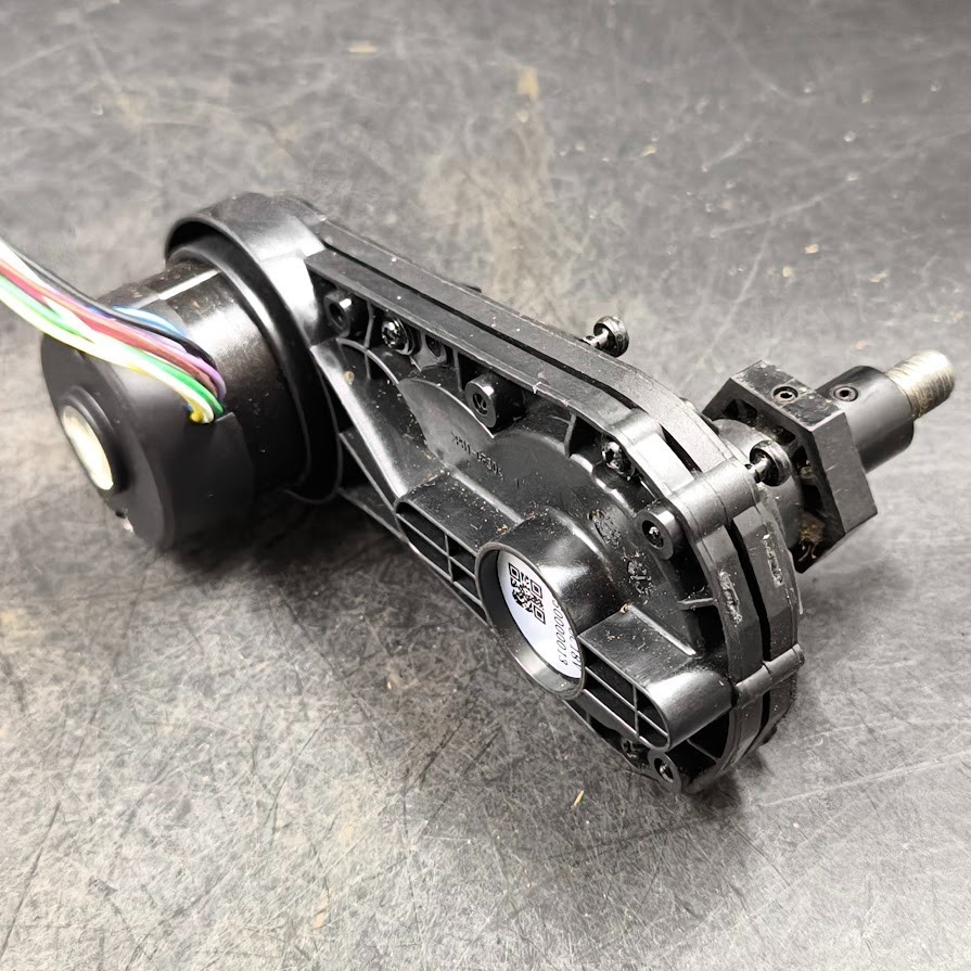 Robotic 17935 215-DC18V 2050000013 Lawn Mower Gearbox Drive Assembly Working