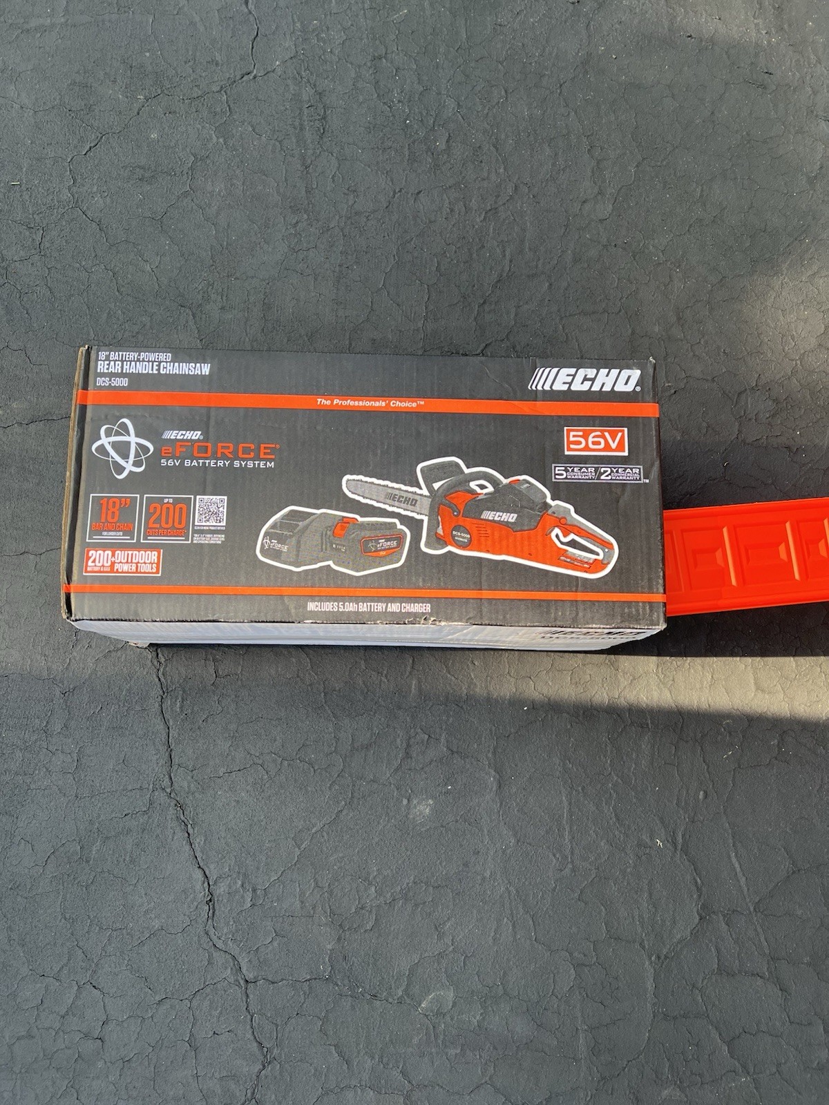 ECHO DCS-5000-18C2 56V 18″ Cordless Chainsaw Kit w/ Battery & Charger