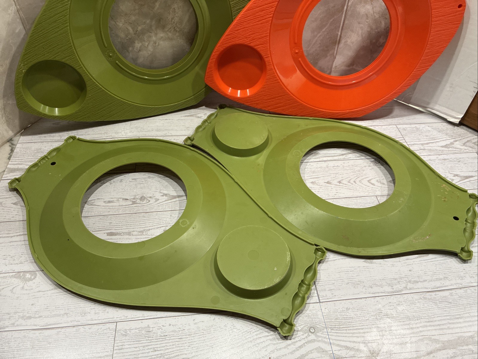 Better Maid Paper Plate and Cup Holders Avocado Green / Orange Set of 9 Vintage