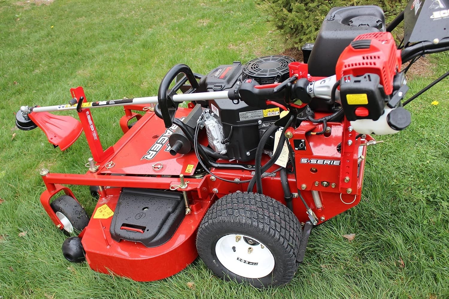 Heavy-Duty Universal Mower Trimmer Rack – Secure Transport & Theft Deterrent