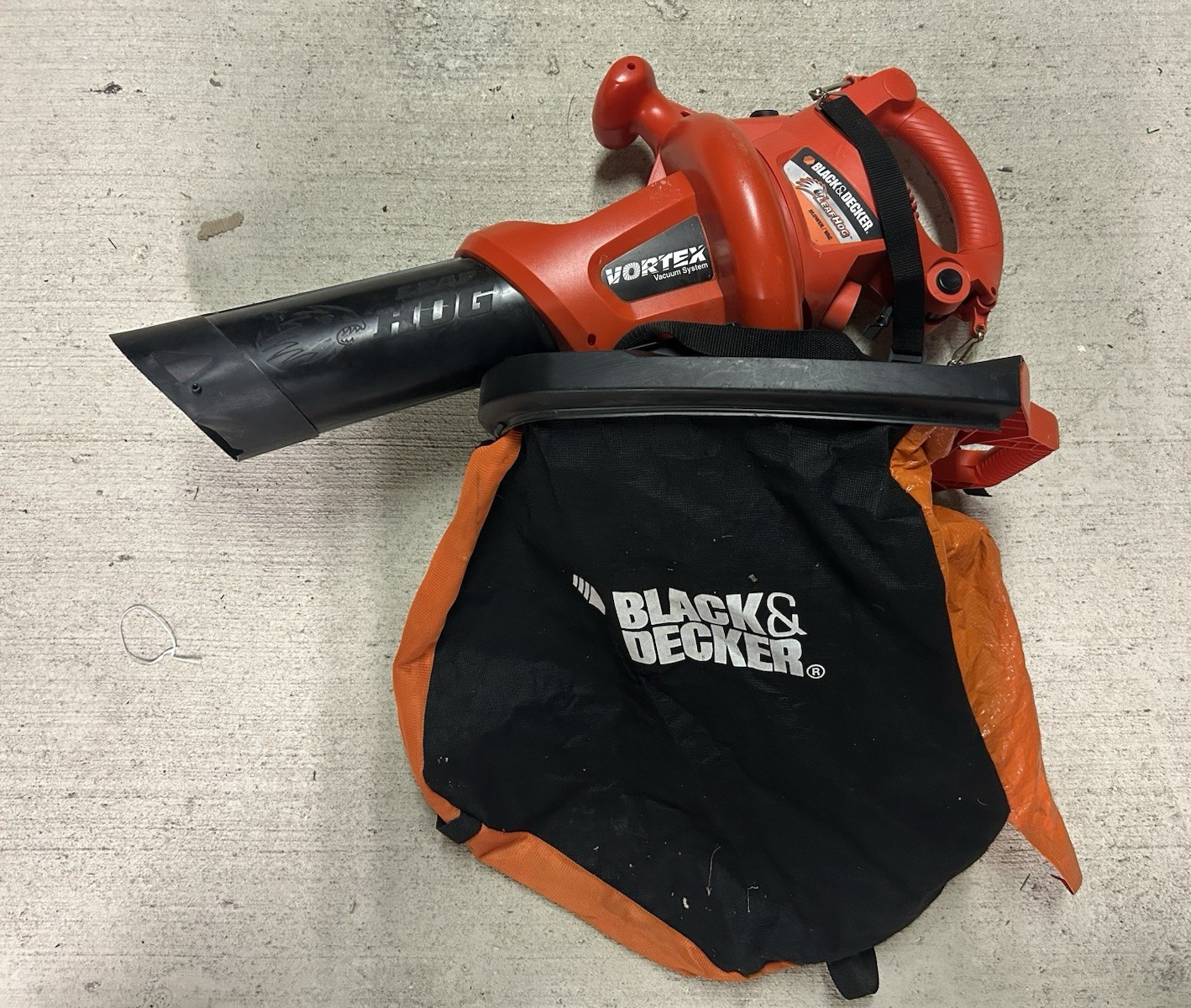 BLACK+DECKER Leaf Hog Corded Electric Leaf Blower/Vacuum Combo w/ Bag Tube