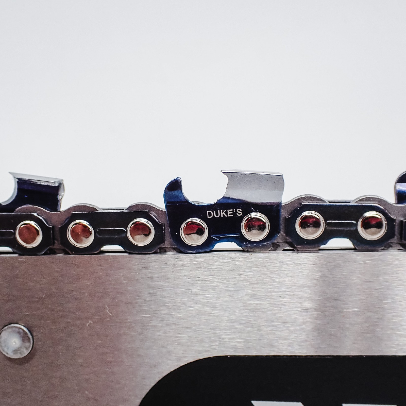 THE DUKE’S PROFESSIONAL HARD CHROME 3-PACK FULL-CHISEL CHAINSAW CHAIN