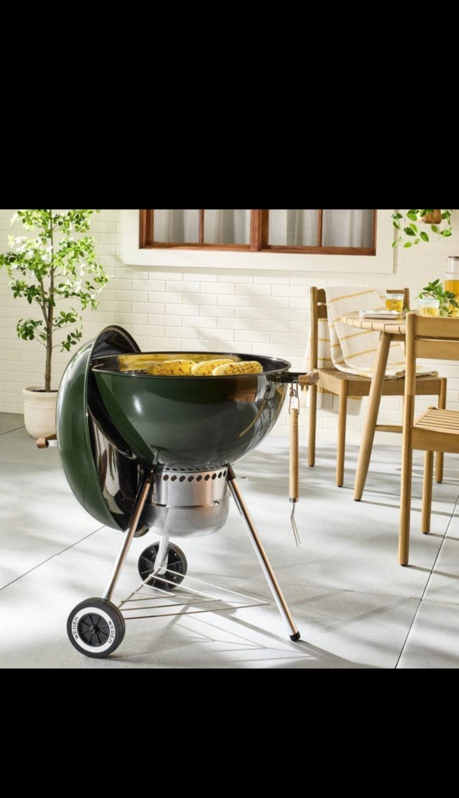 Weber Original Kettle Premium 22″ – Spruce Green (Hearth & Hand with Magnolia) –
