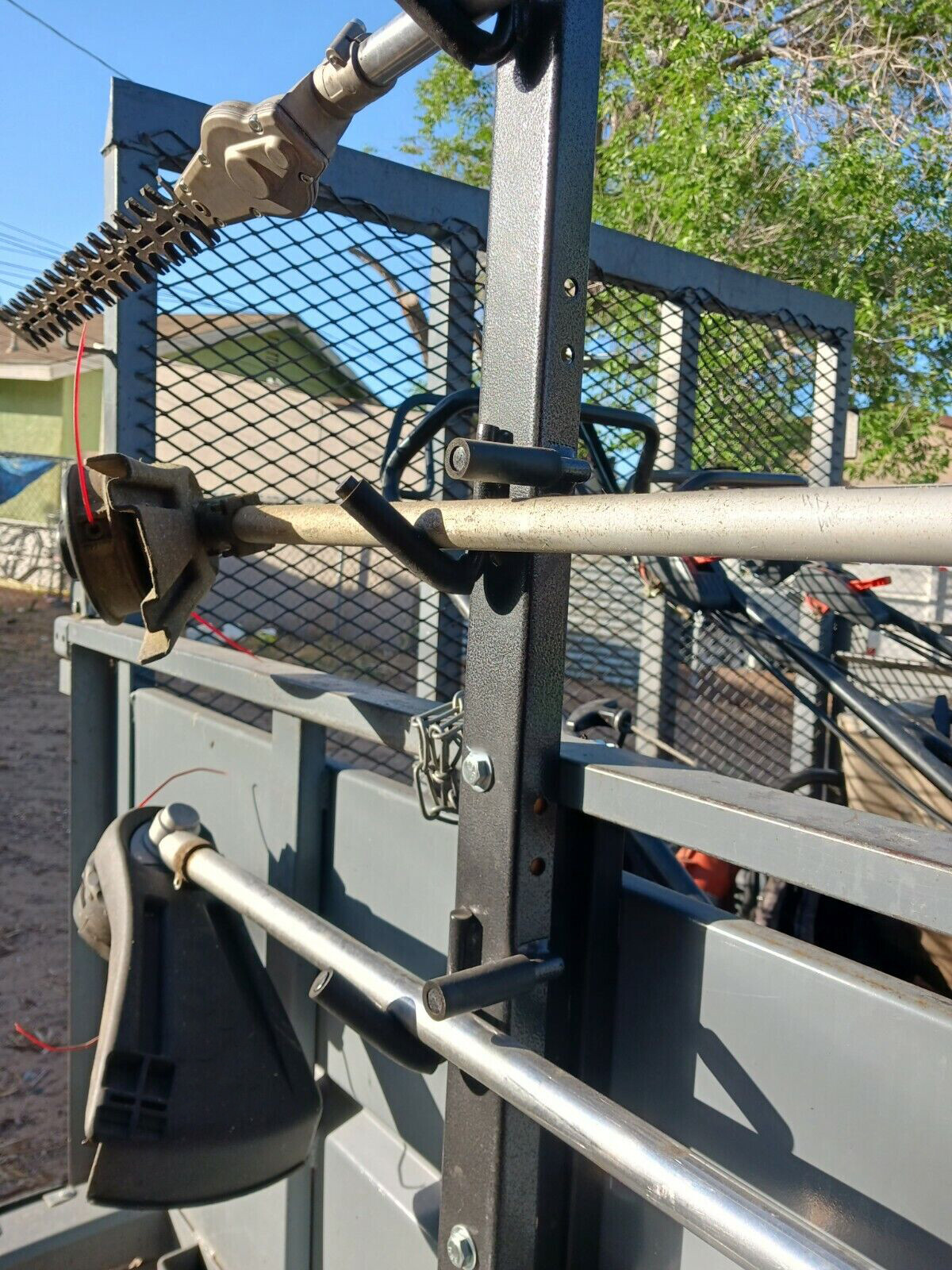 3-Place Weeder Trimmer Rack Holder For Open Landscape Trailer Lockable