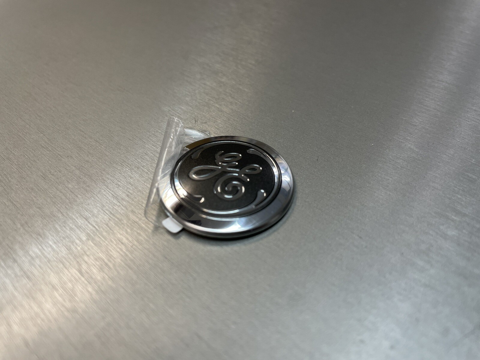 GE Badge Nameplate Decal, 1.20″ DIA x 0.15″ Thick, OEM Brand New