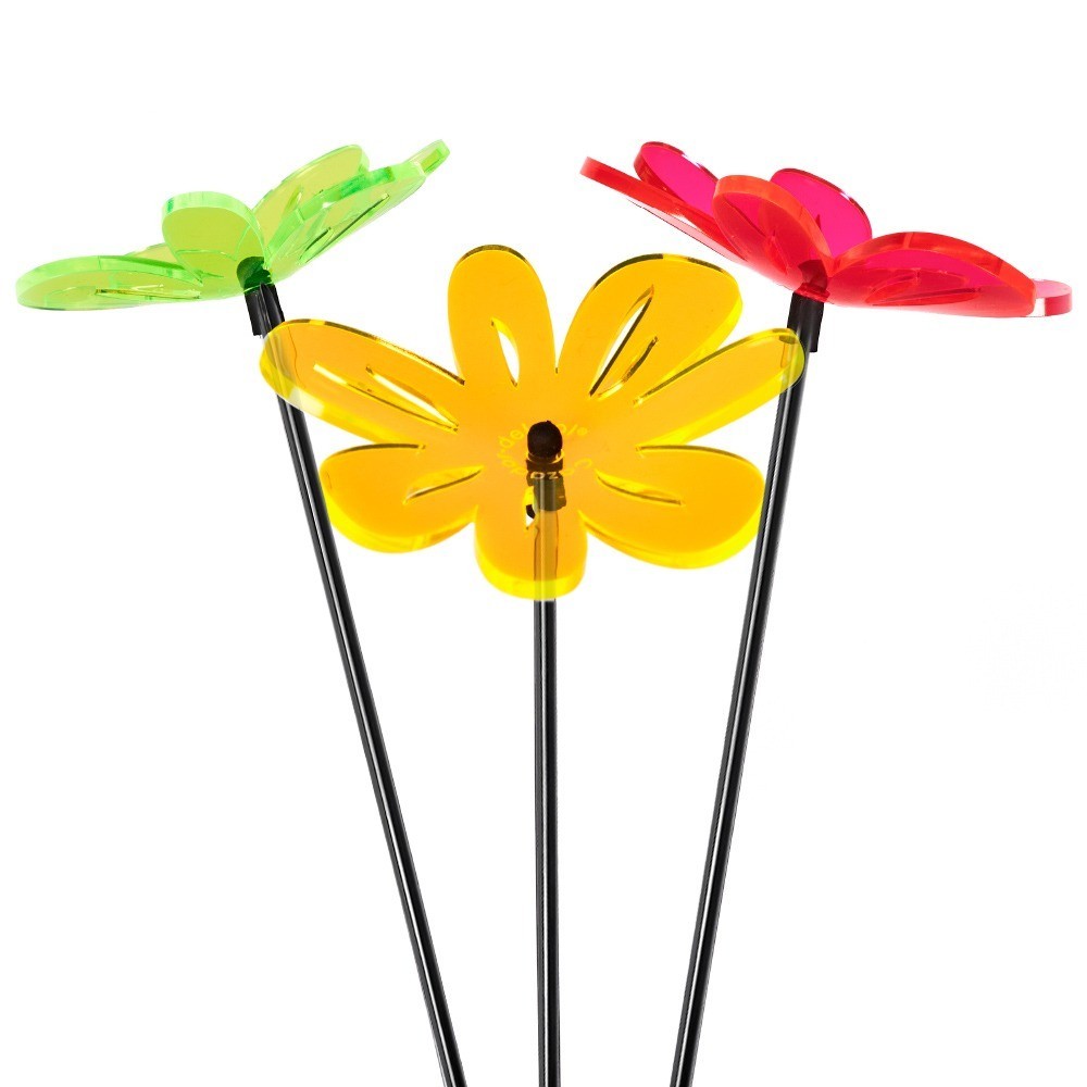 Cazador-del-sol -Suncatcher – “Daisy” Bouquet – Set of (3) Red,Green,Yellow