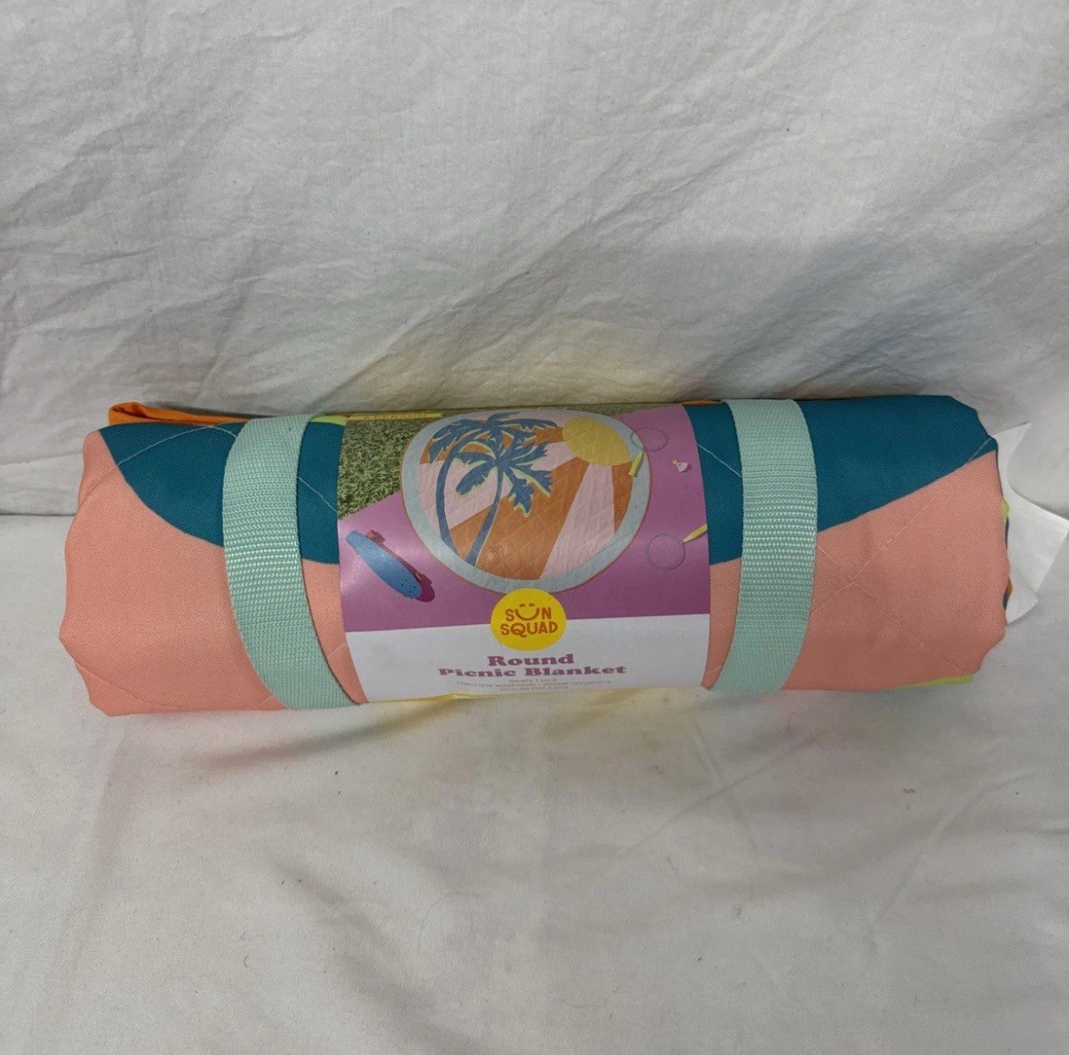 Sun Squad Summertime Round Picnic Blanket 2 Person Water Repellent Blanket.