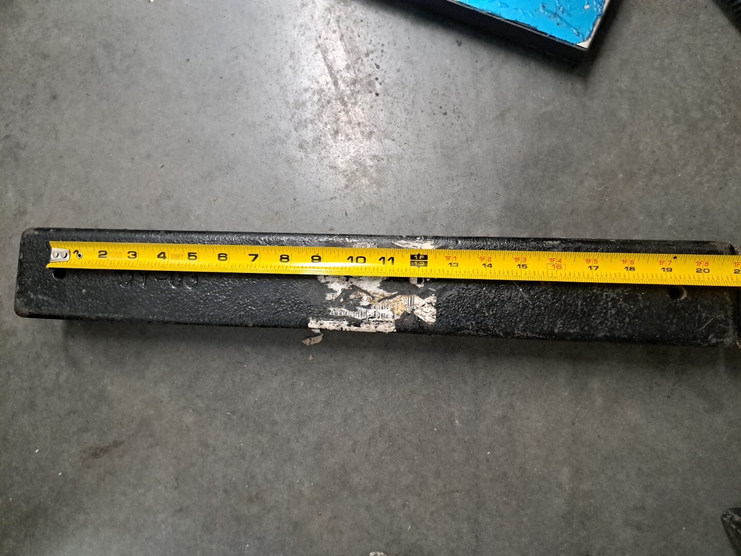 Cub Cadet Triple Bagger Bumper Counter Weight 719-04271A QY-03 (35 Lbs)