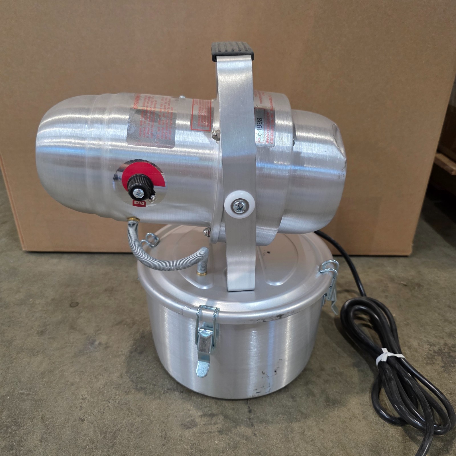 Createch USA Inc. 672-110V Commander Tri Jet Fogger – READ DESCRIPTION