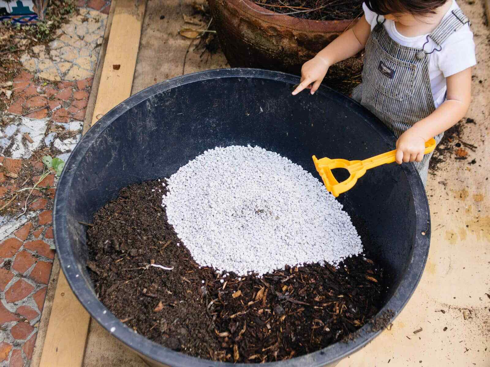 PERLITE (FAST SHIP) QUALITY COURSE- MEDIUM SEED STARTING NURSERY POTTING PLANTS