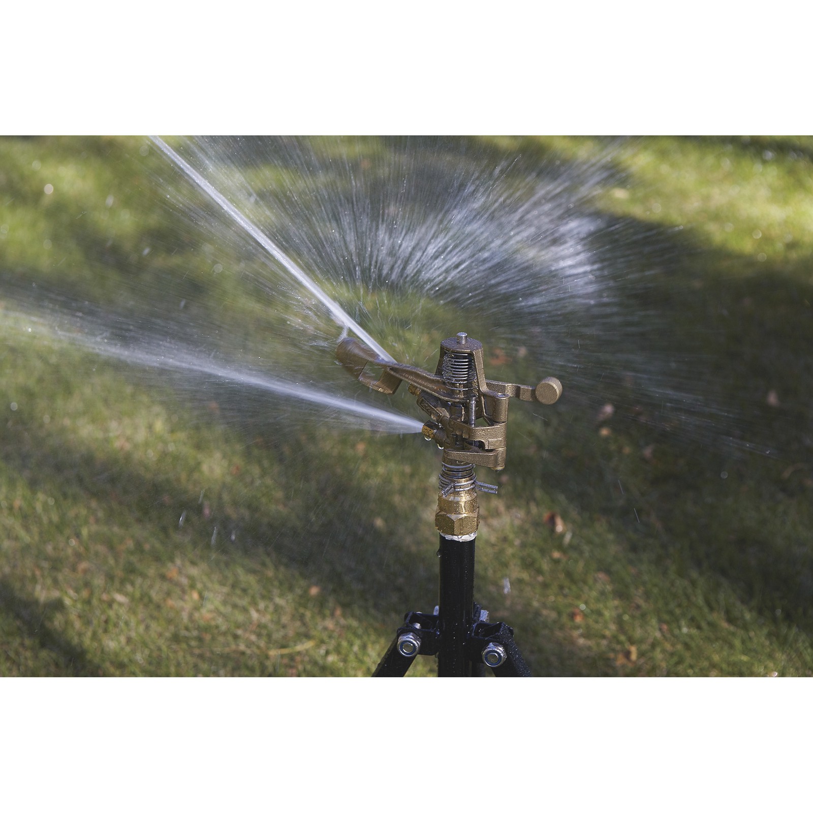 Strongway Sprinkler 3/4in. Head with 2 Nozzles, up to 10 GPM, 100ft. Dia., 7800