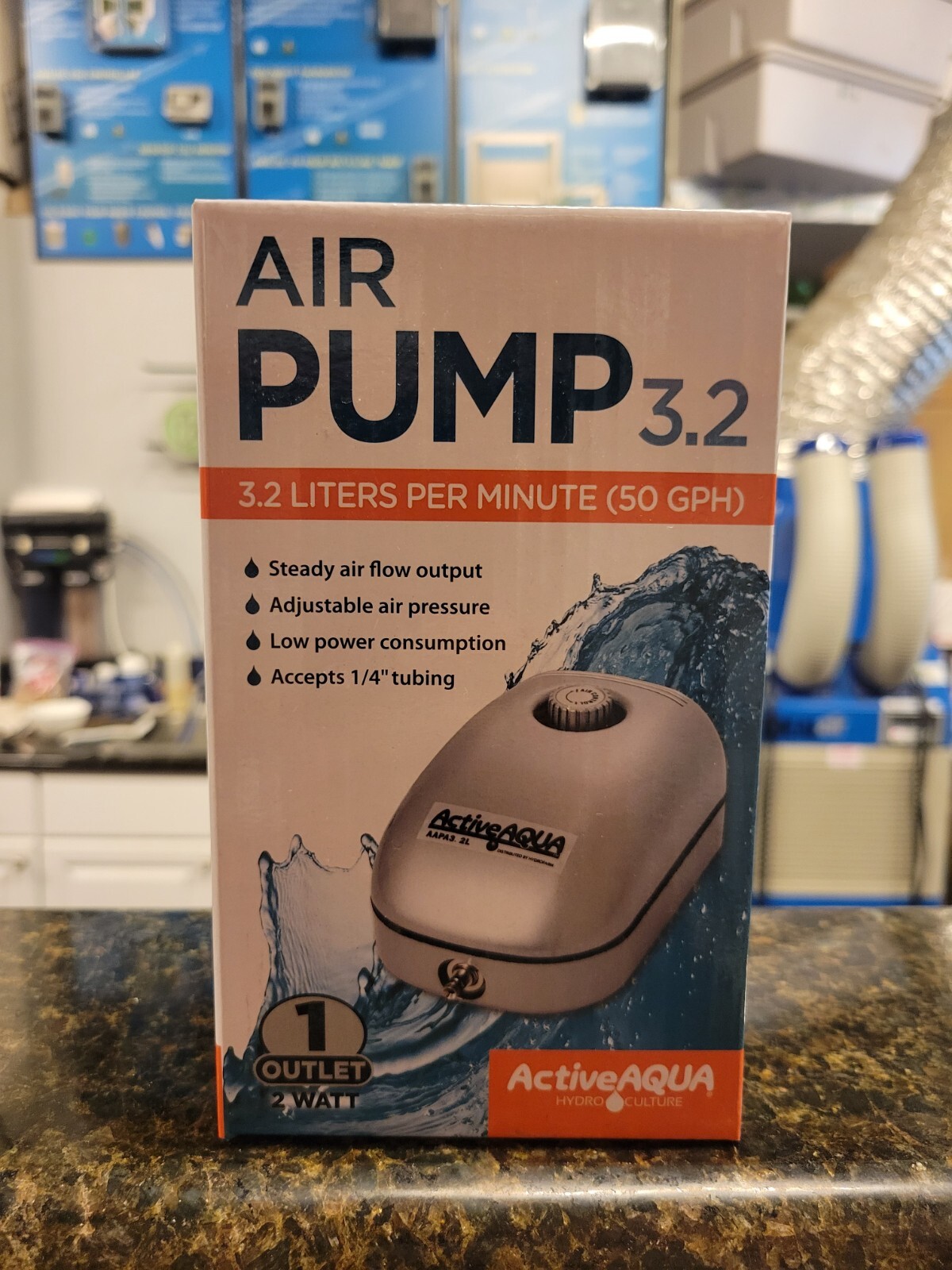 Active Aqua – Air Pump 3.2 – 1 Outlet – 50 GPH – 3.2 Liters Per Minute – 2 Watt
