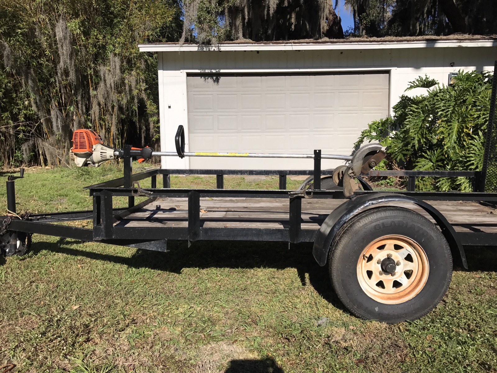LOCKING 7” Tall Rack for Weedeater Edger String Trimmer Weed Eater