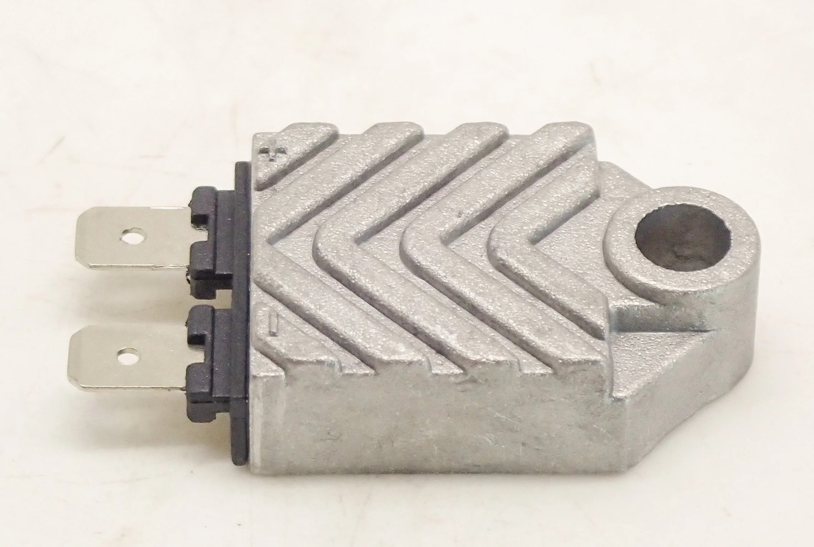 THE DUKE’S IGNITION CHIP REPLACES POINTS FOR STIHL HUSQVARNA + MORE