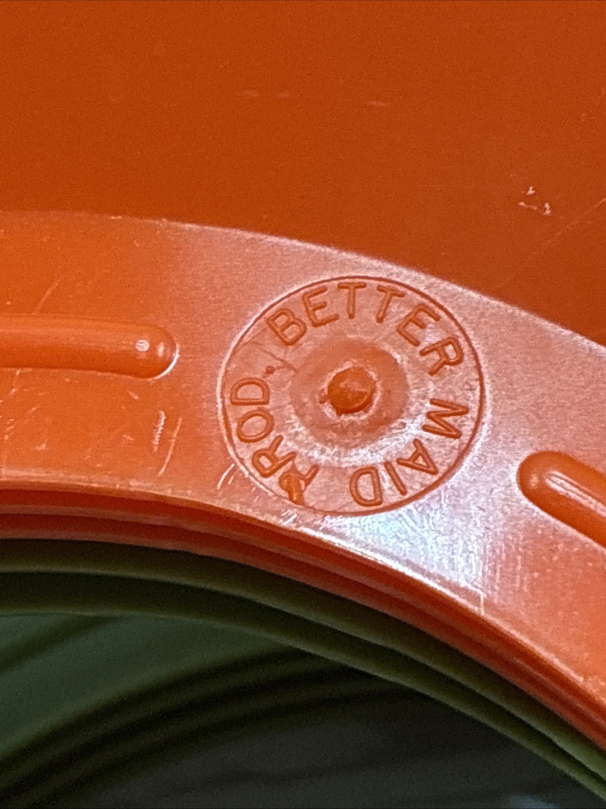 Better Maid Paper Plate and Cup Holders Avocado Green / Orange Set of 9 Vintage