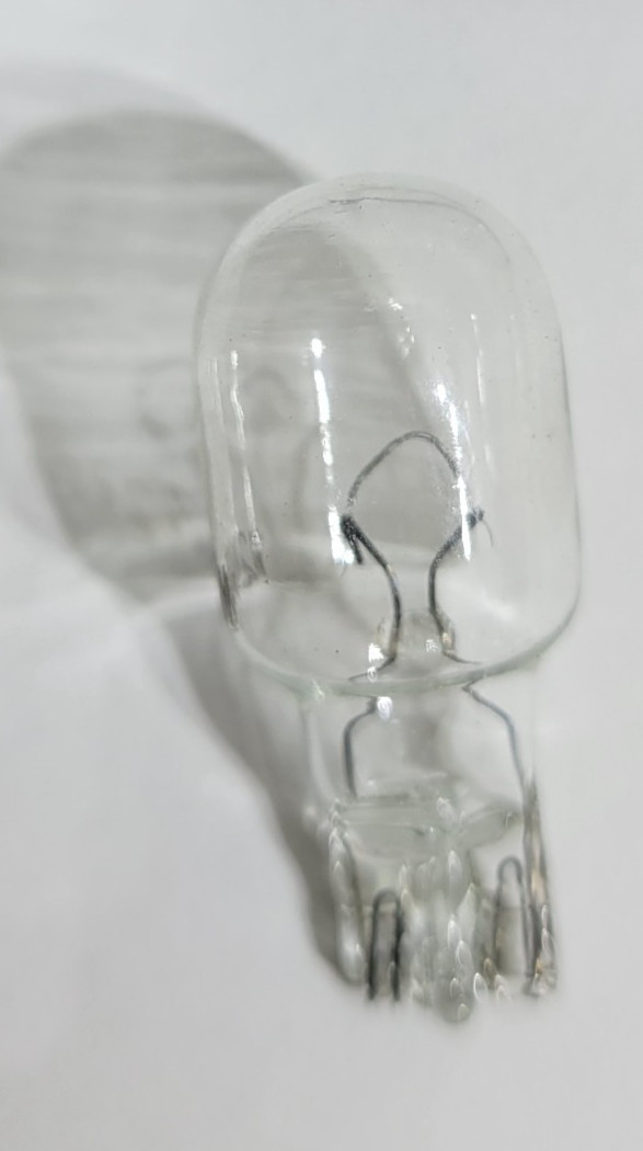 (6) Top Lighting Halogen 7 Watt 12 Volts 80 Lumens T5 RSC Base