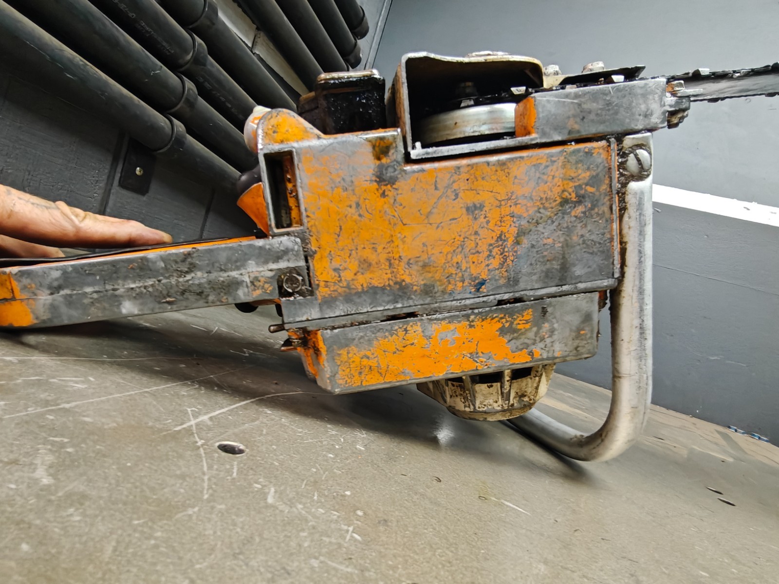 Vintage Remington SL-10 chainsaw, Branded as Montgomery Ward 3.1, Running