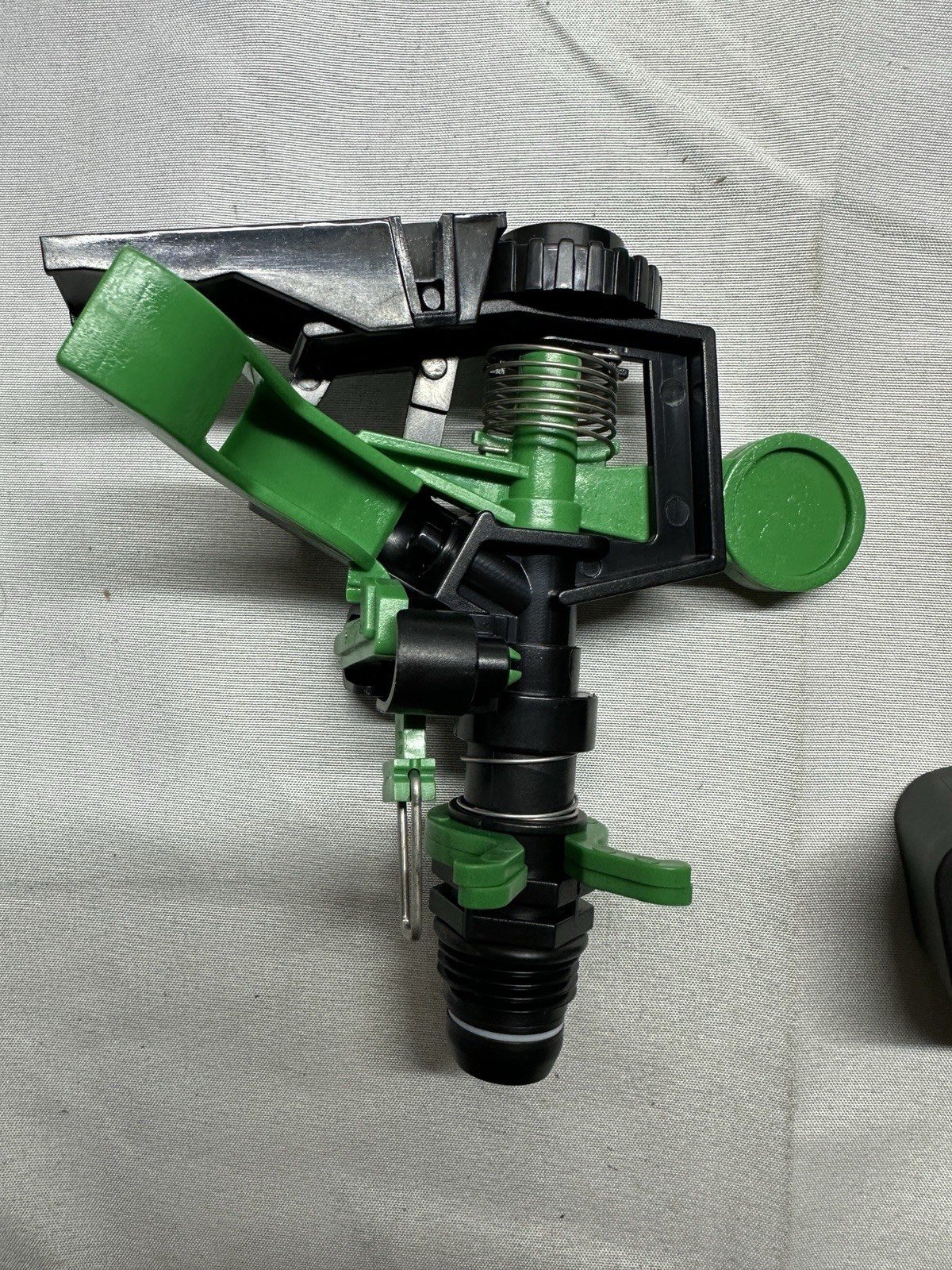 Scotts Impact Sprinkler Adjustable High Impact Base Garden Watering – New