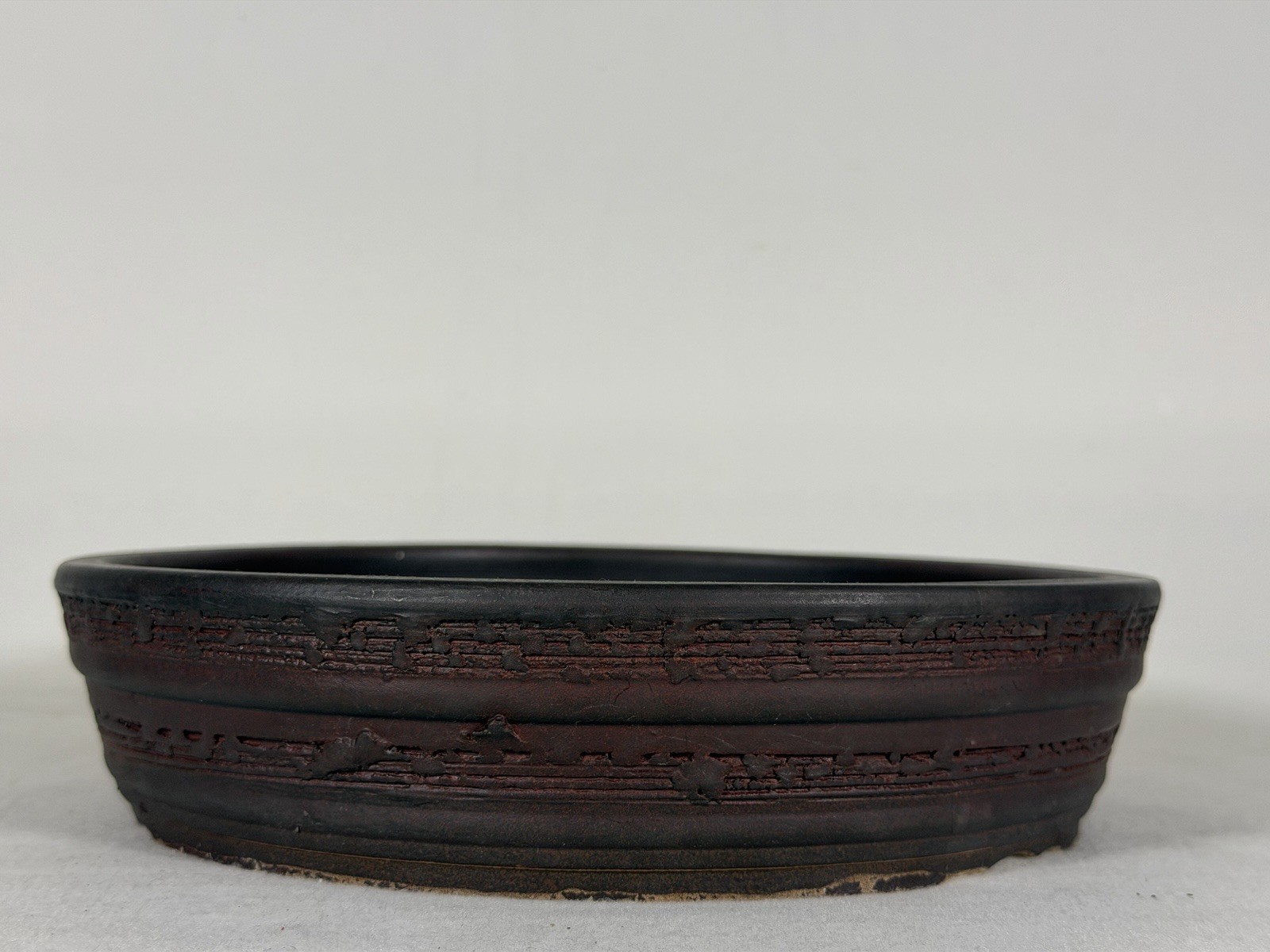 Preowned Japanese Tokoname Unglazed Round Bonsai Pot – 9.25” x 2.25”