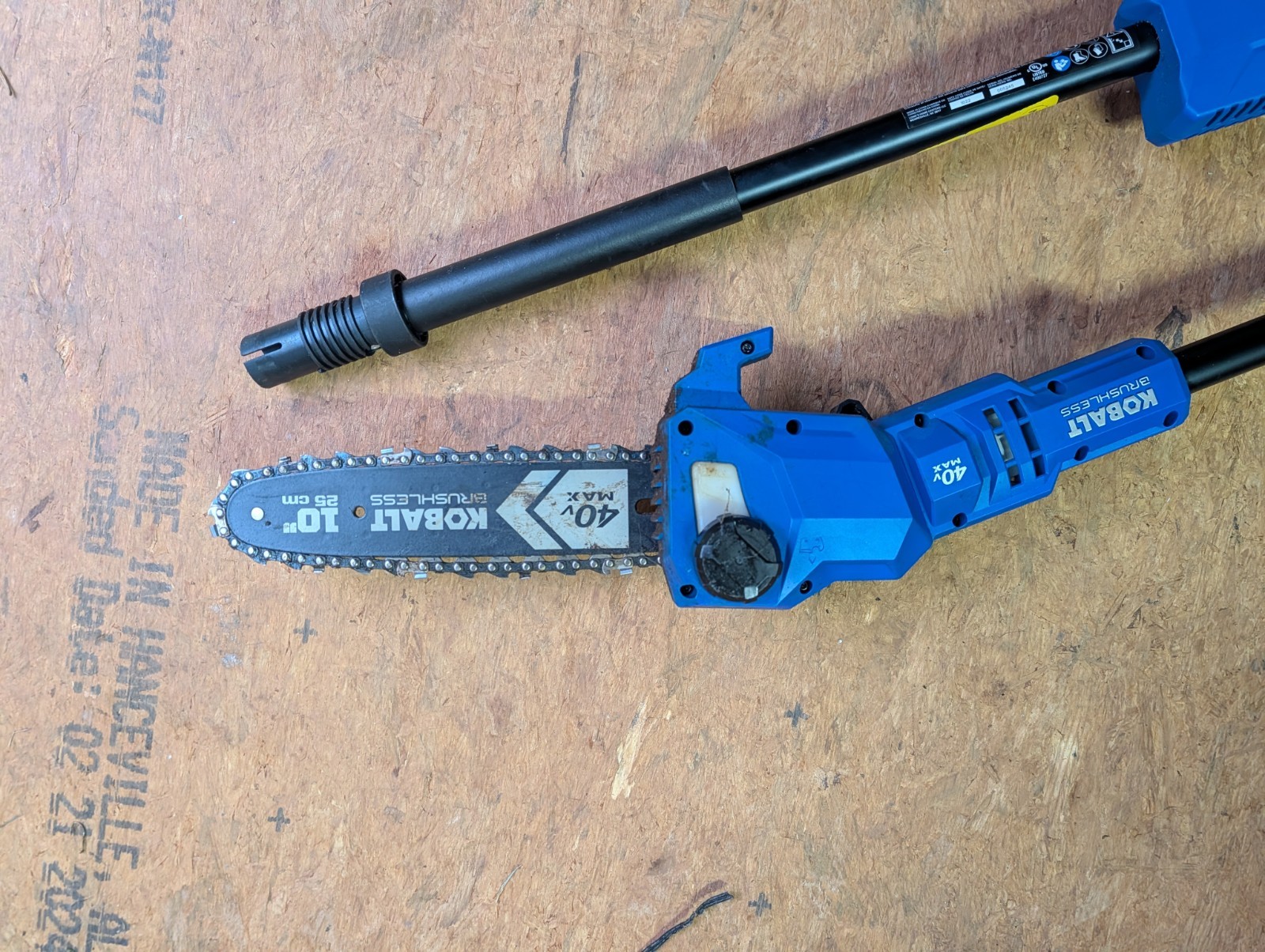 Kobalt 40V MAX Brushless Battery Pole Chainsaw 10 in Bar Blue/Black