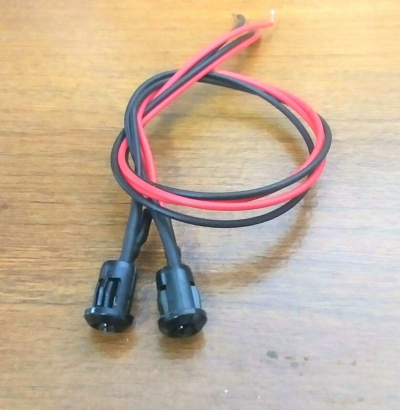 2 BBT Super Bright 12 volt Blue LED Mini 1/4″ Mini Landscape Courtesy Lights