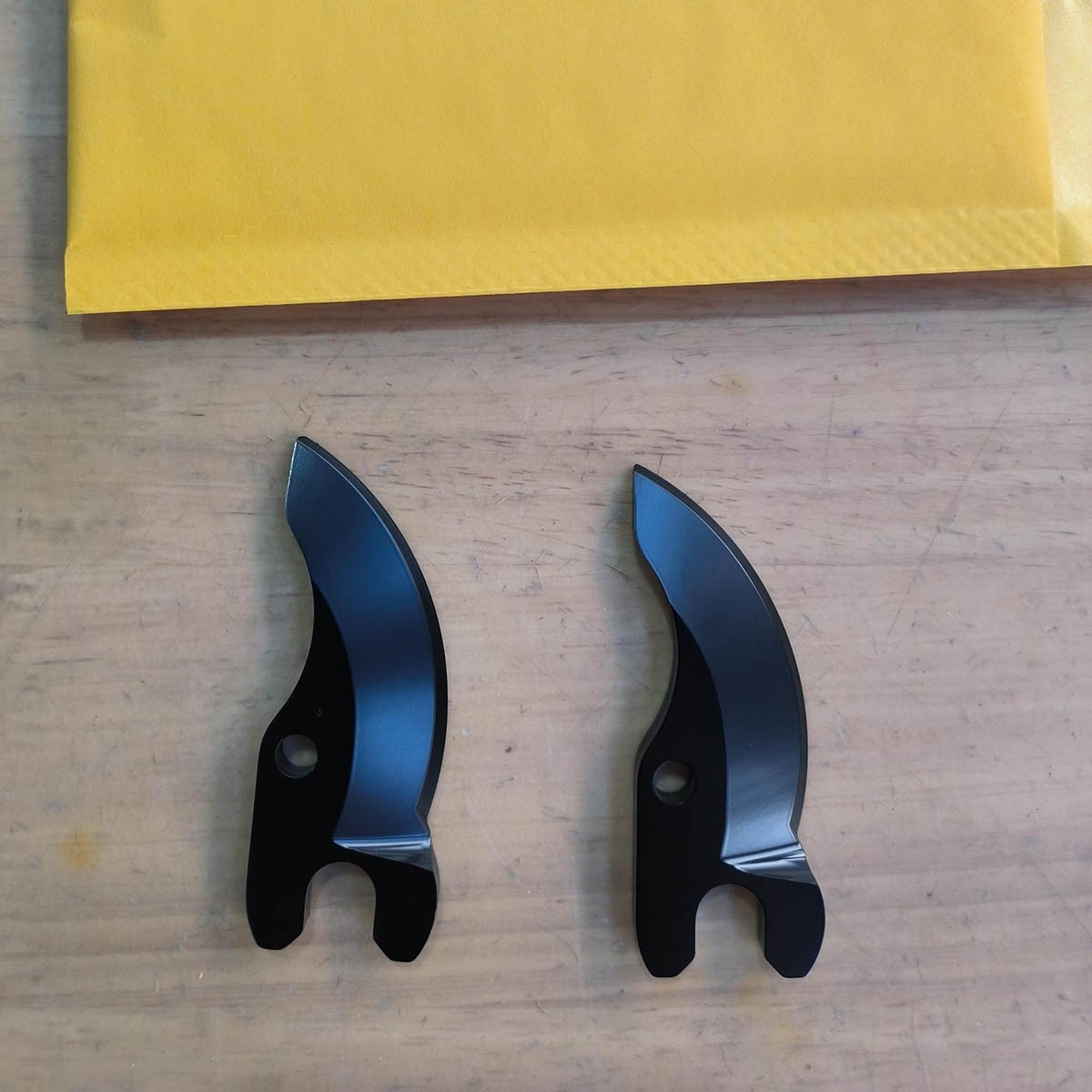 2PCS N920015 REPLACEMENT PRUNER BLADES FOR DEWALT 20V MAX CORDLESS W