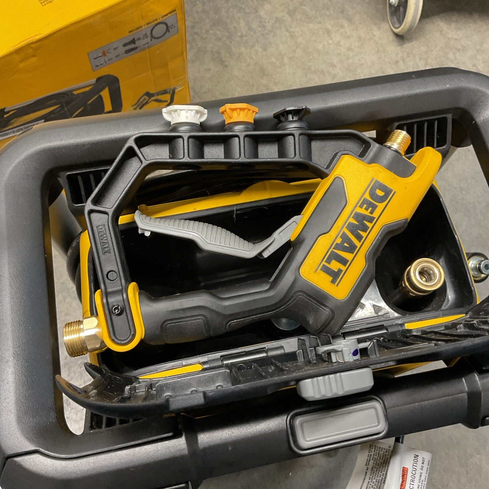 DeWalt DWPW2100 2100 PSI 1.2 GPM Electric Cold Water Pressure Washer
