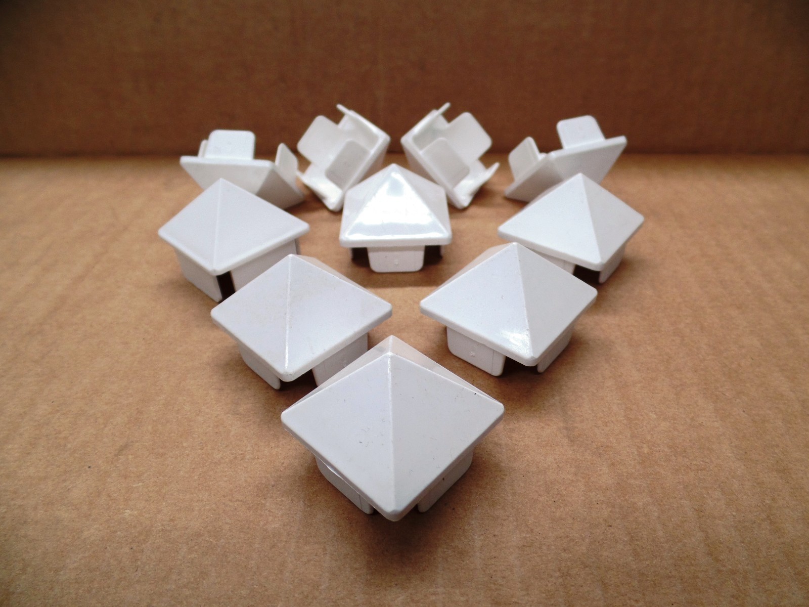 1.5″ x 1.5″ White Internal Vinyl Picket Caps (10 pack)