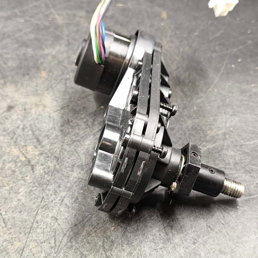 Robotic 17935 215-DC18V 2050000013 Lawn Mower Gearbox Drive Assembly Working