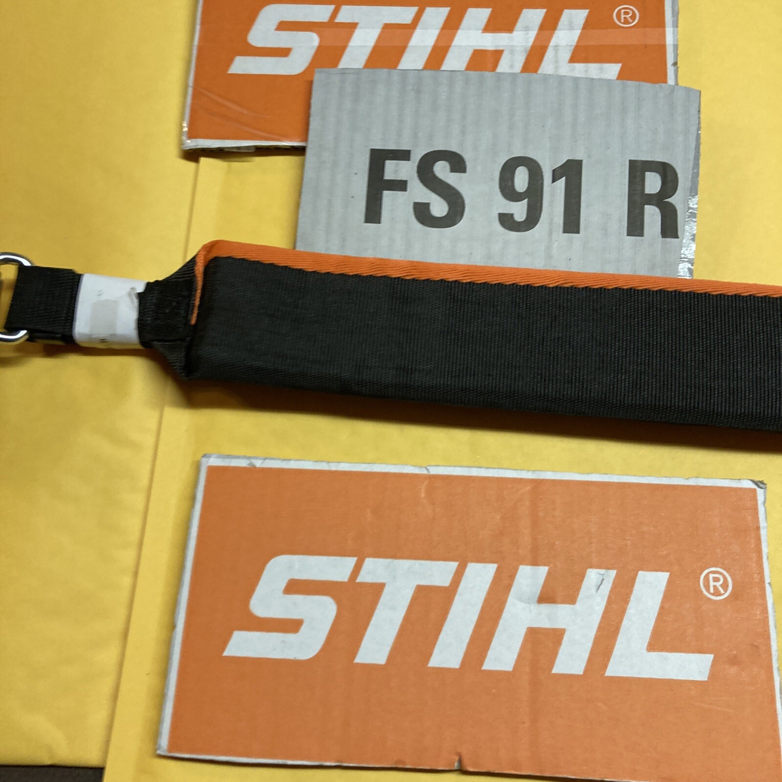 NEW Genuine OEM STIHL FS91 R Trimmer Padded Shoulder Strap And Mount Fit 1” Tube