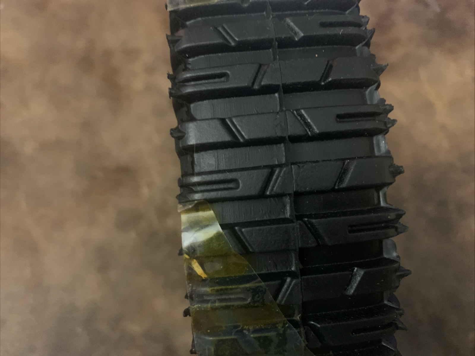 Husqvarna 583101201 Wheel Tire 9″ X 2″ LP RAD OEM NOS – Crack On Tire