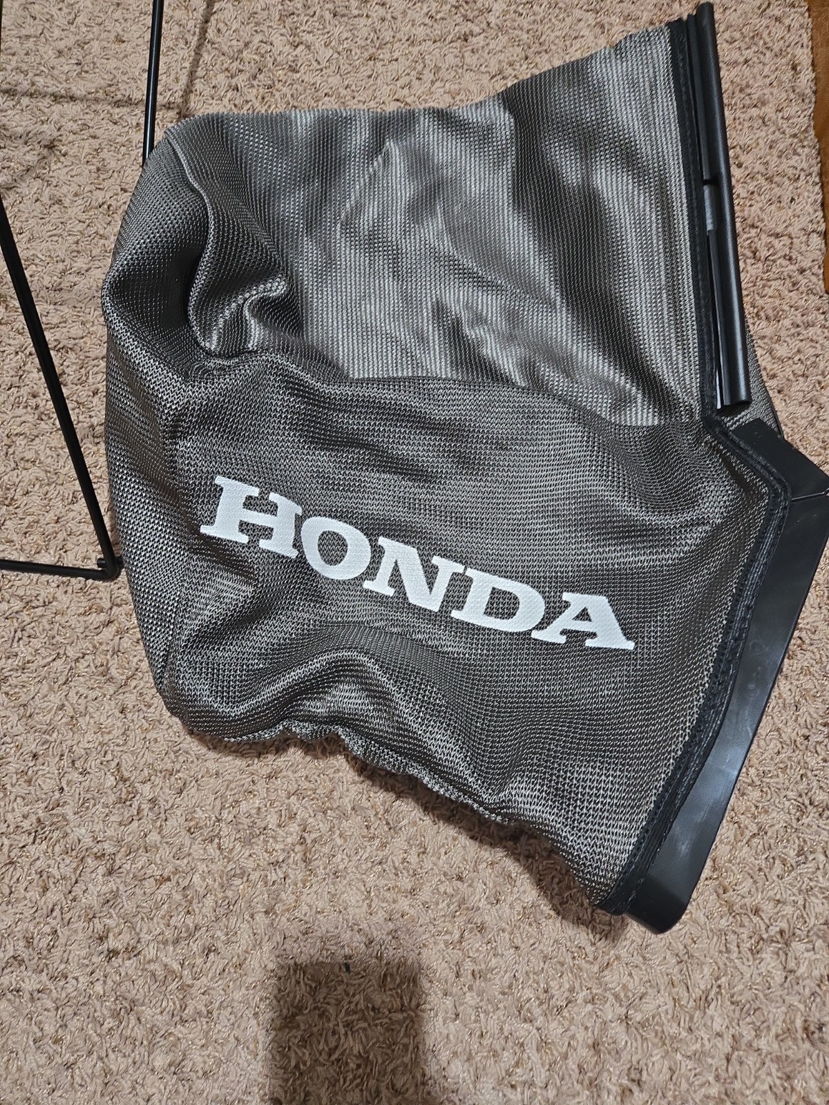 NEW OEM HONDA MOWER GRASS BAG with FRAME BAG 81320-VR8-N001